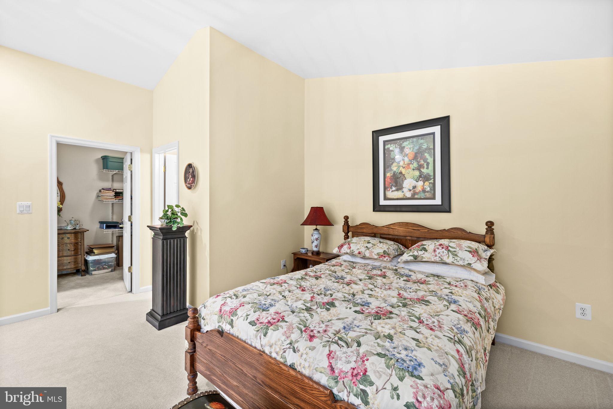 VILLAS AT SNOWDEN - Residential