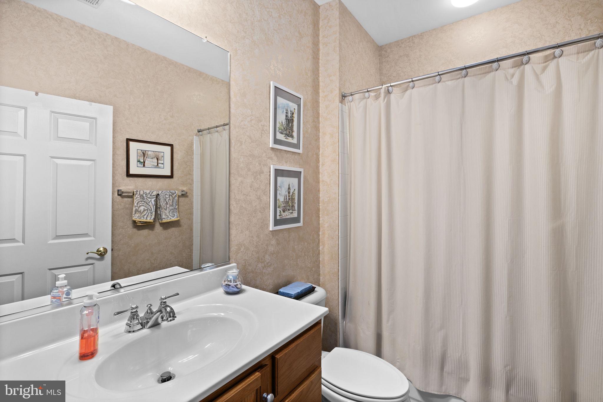 VILLAS AT SNOWDEN - Residential