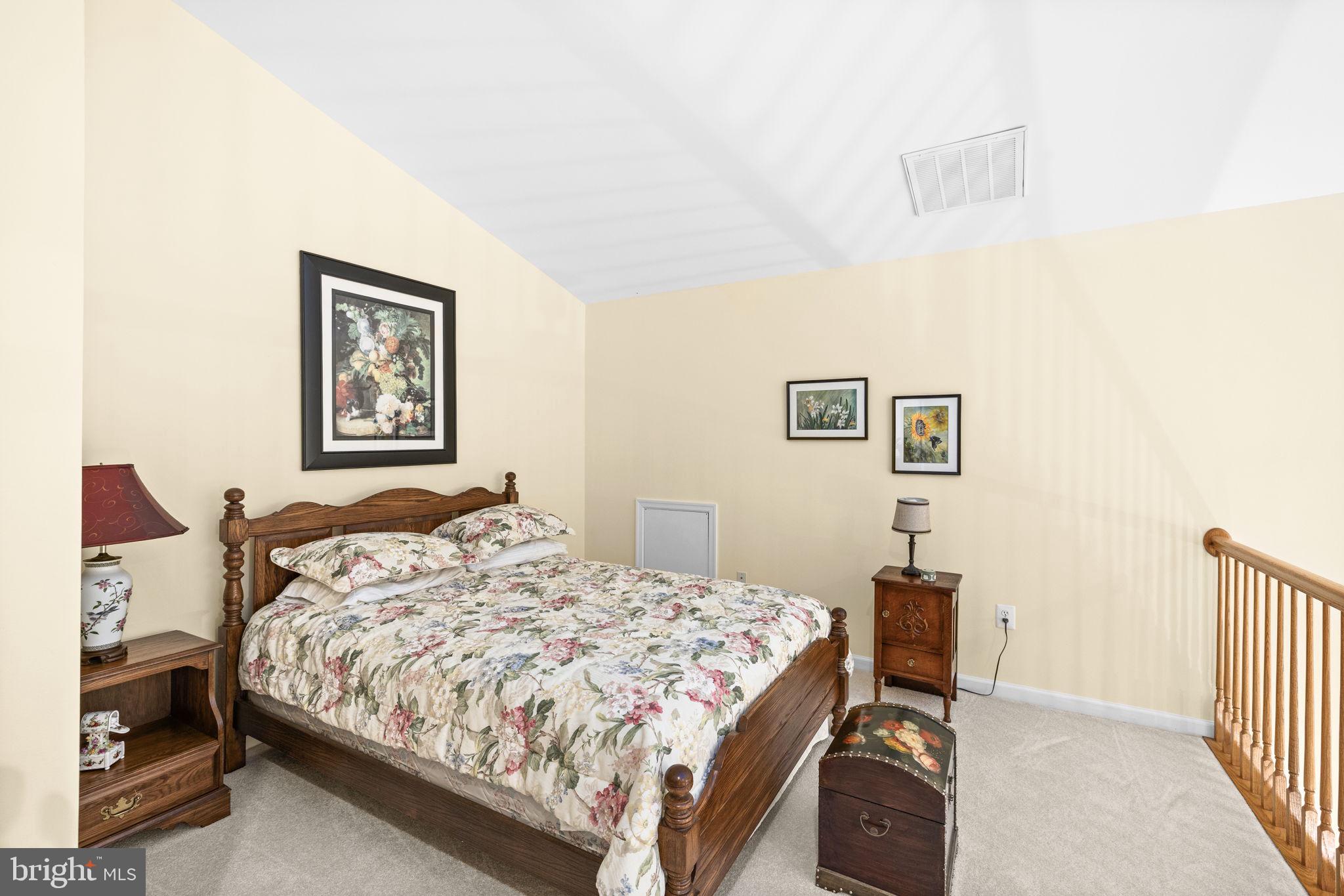 VILLAS AT SNOWDEN - Residential