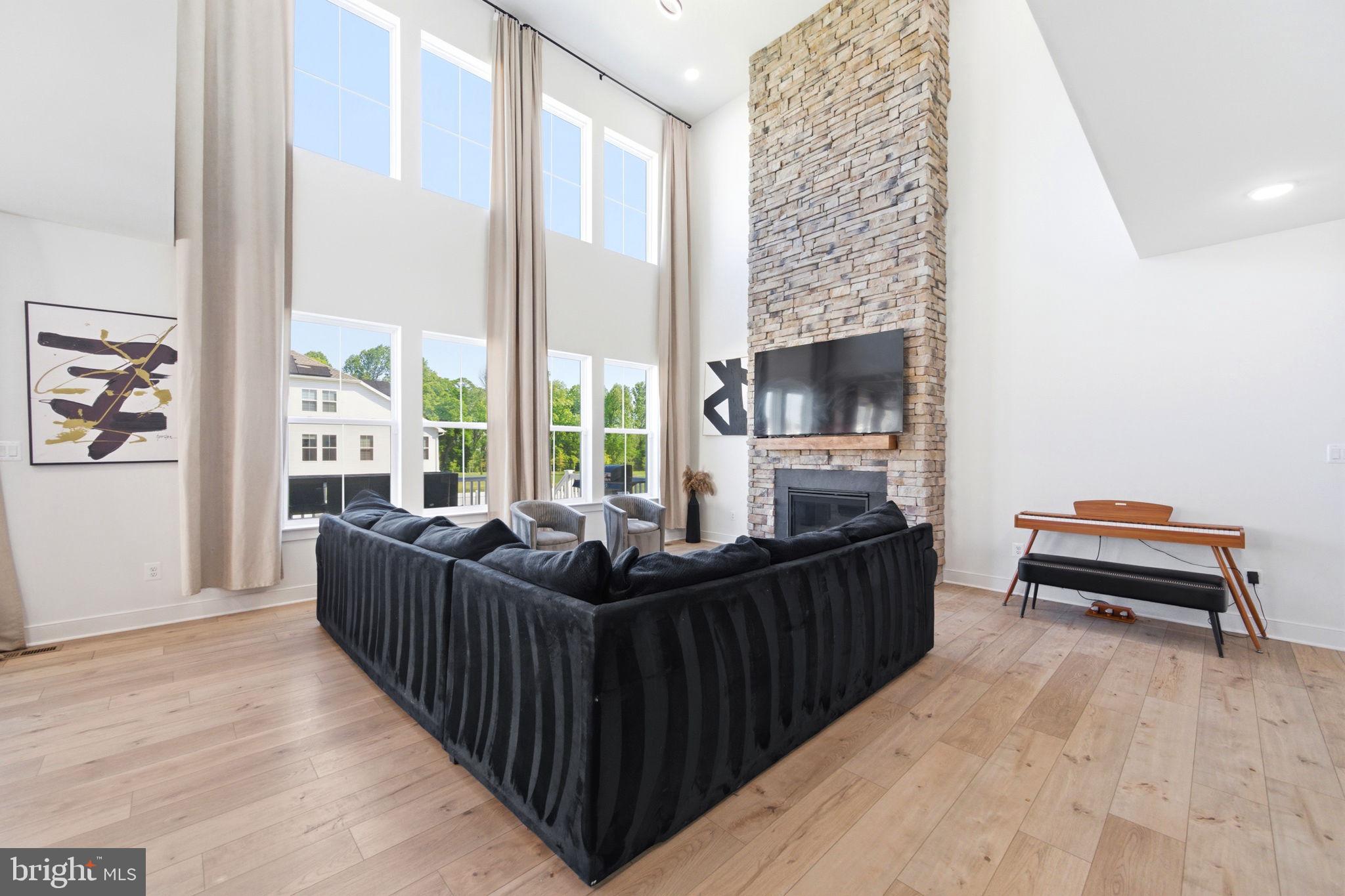PLEASANTON - Residential