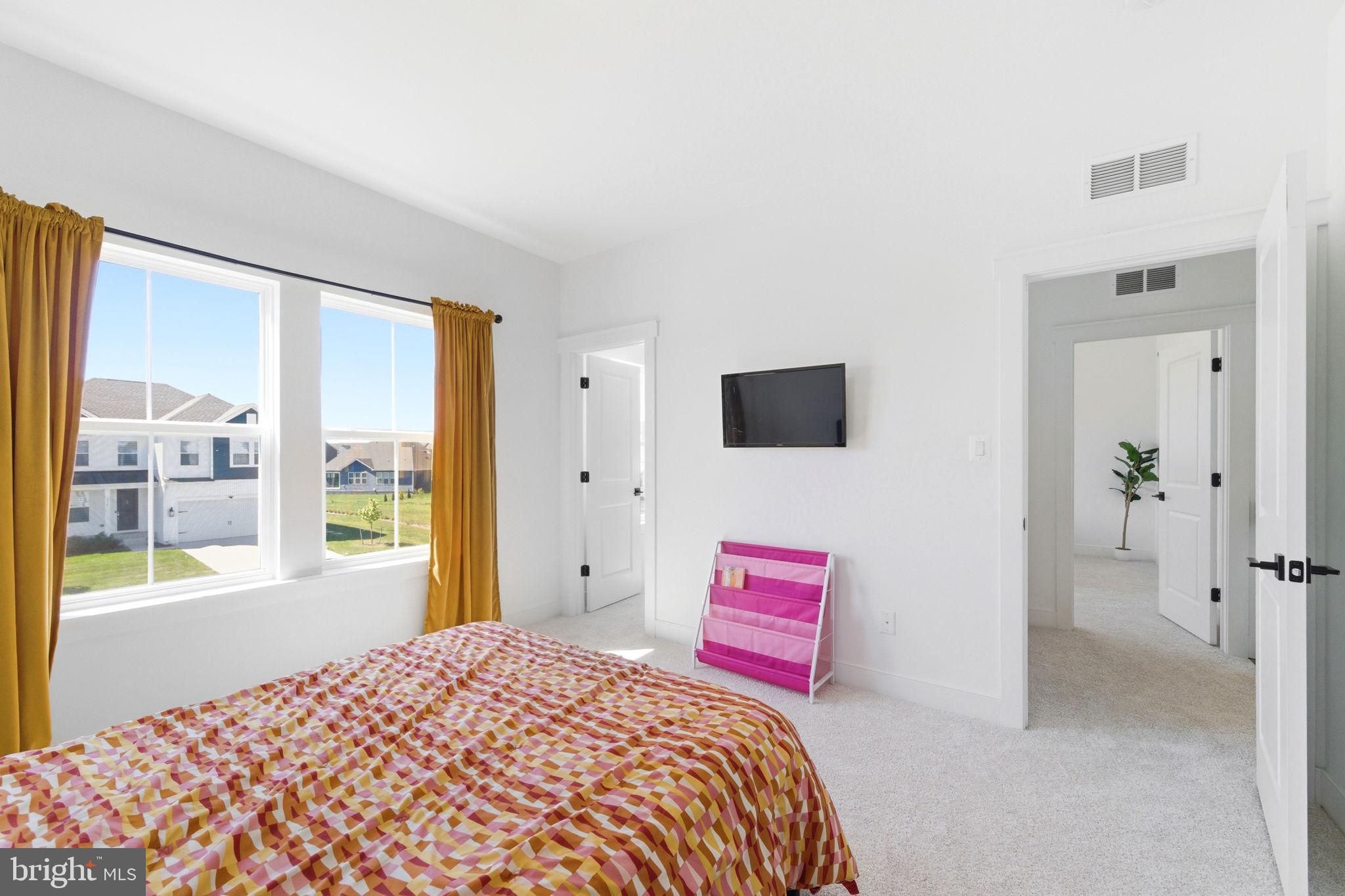 PLEASANTON - Residential