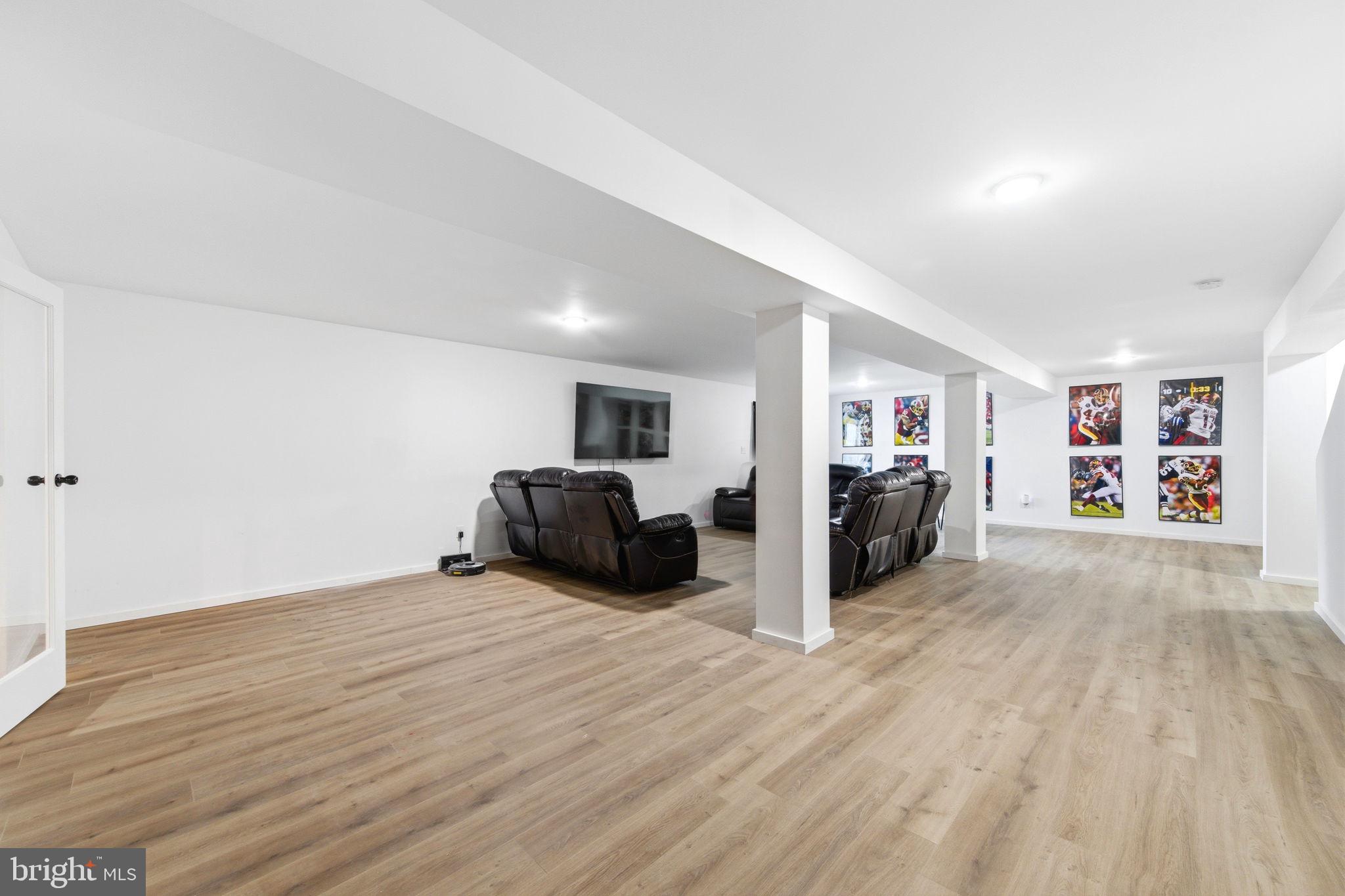 PLEASANTON - Residential