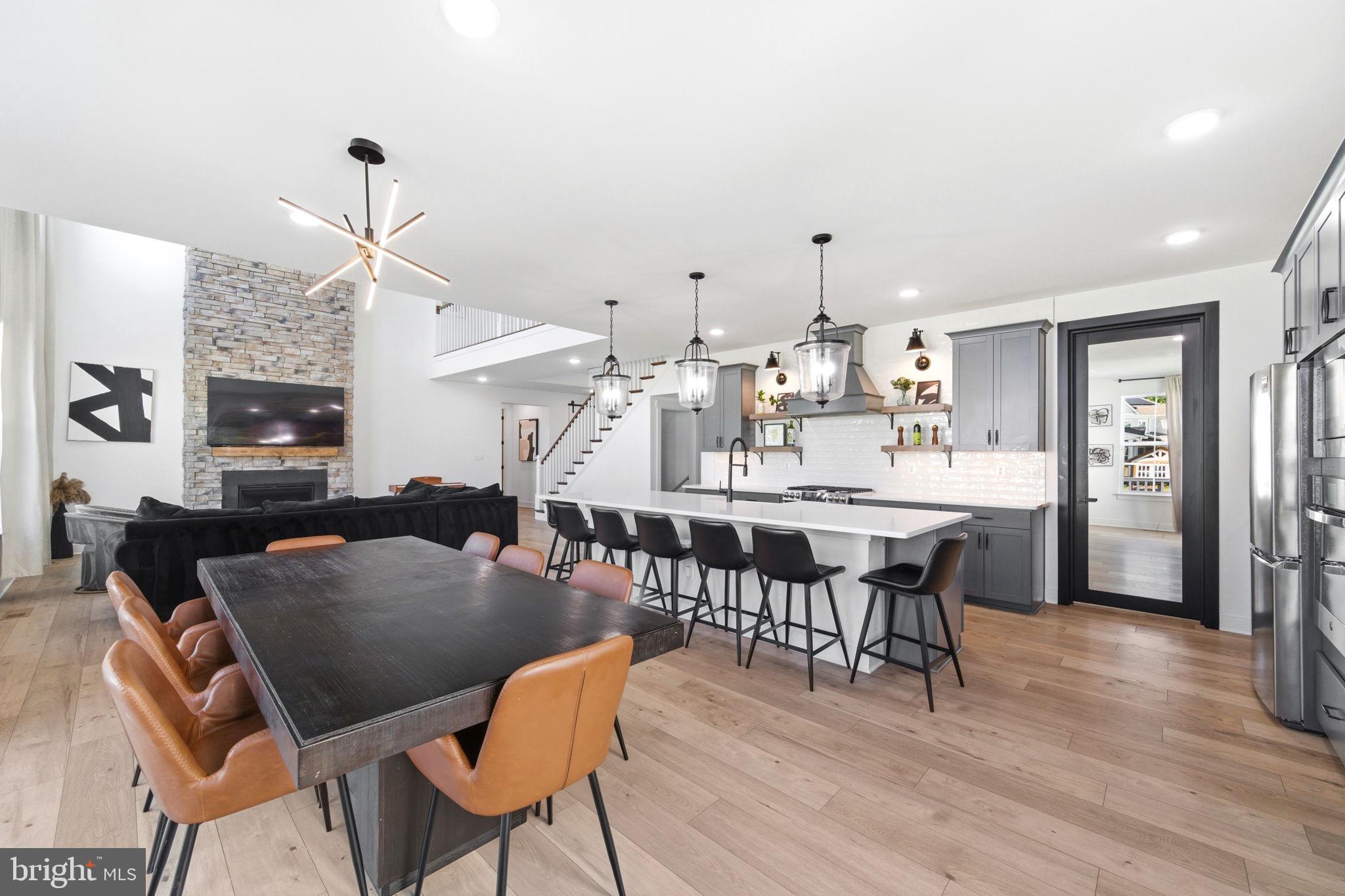 PLEASANTON - Residential