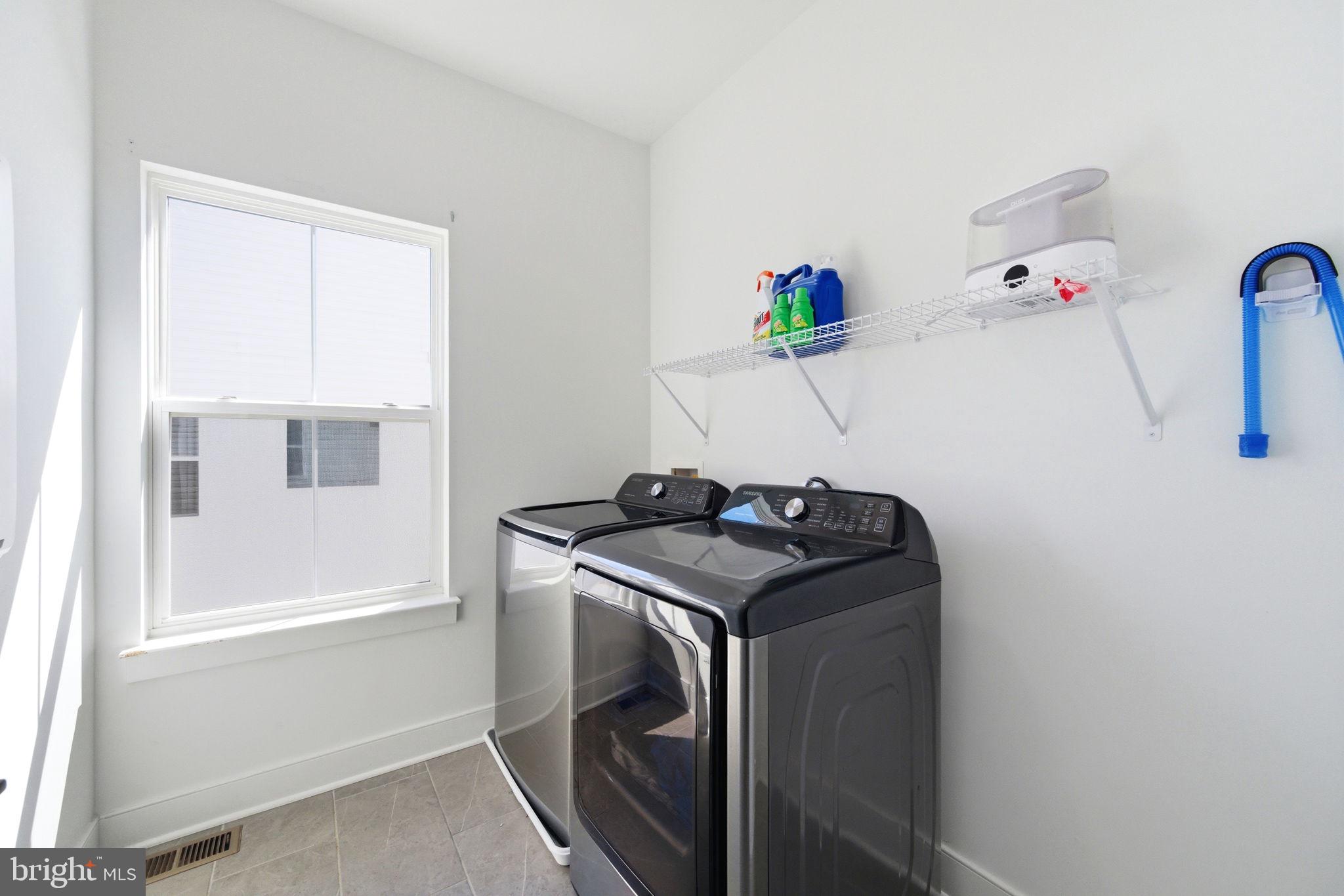PLEASANTON - Residential