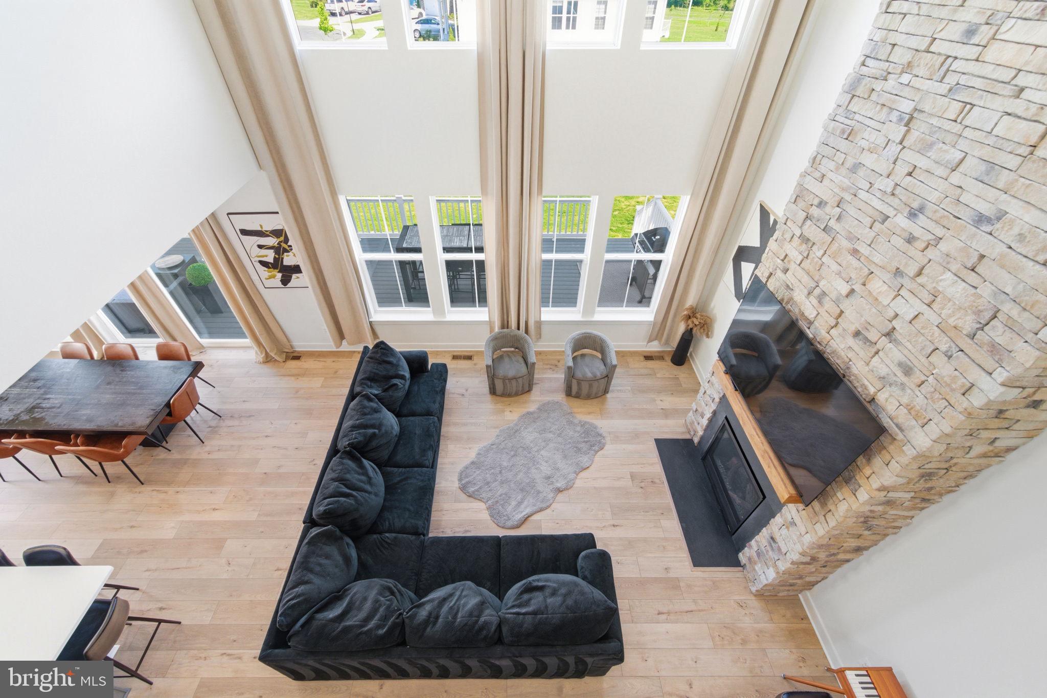 PLEASANTON - Residential