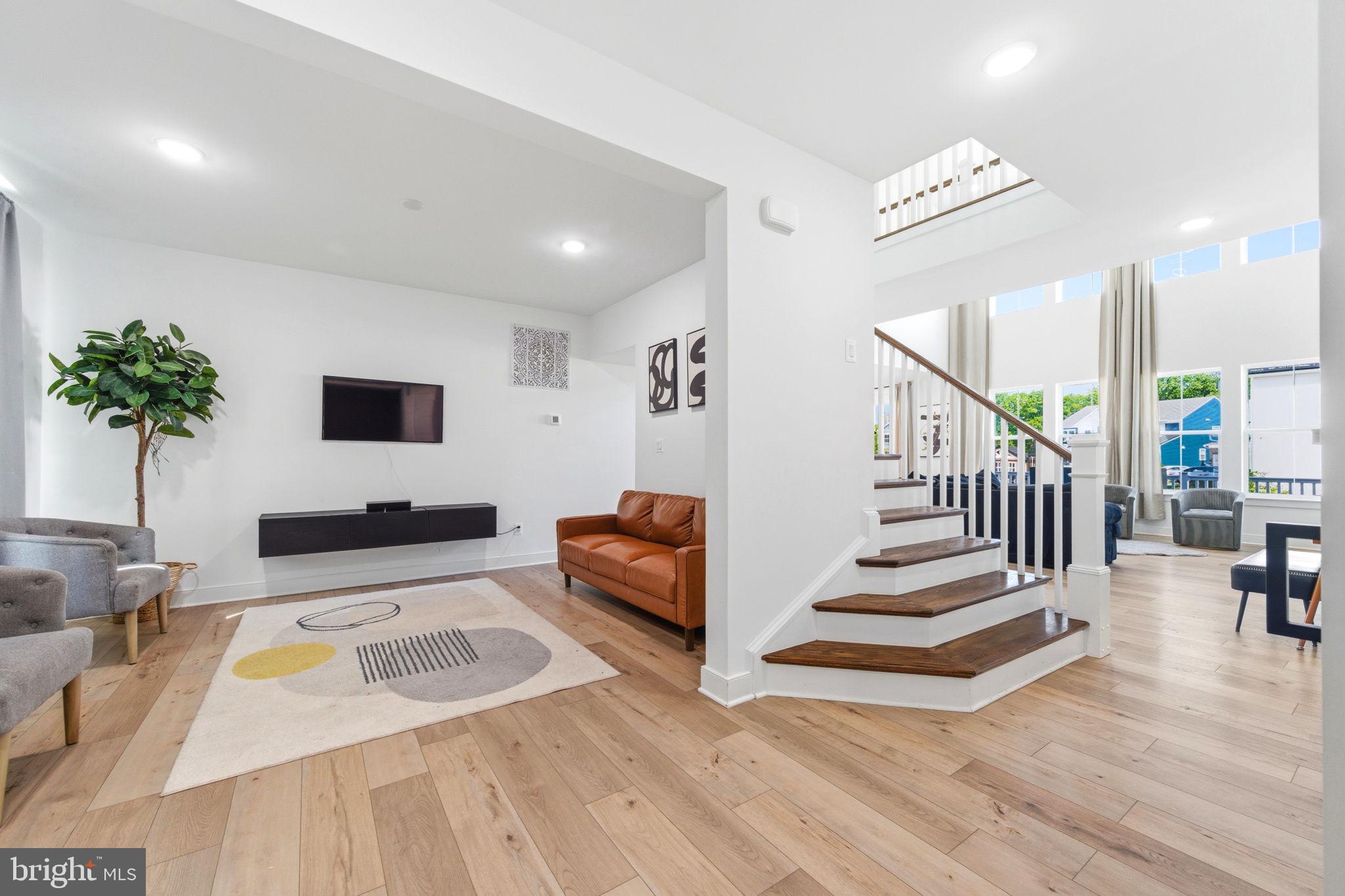PLEASANTON - Residential