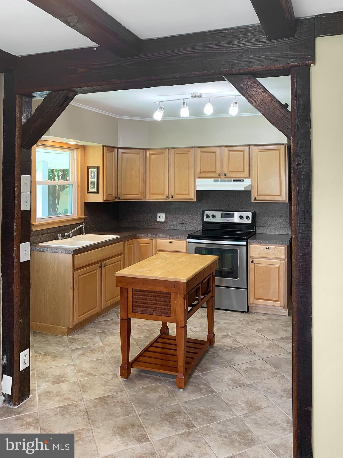 TIMONIUM HEIGHTS - Residential