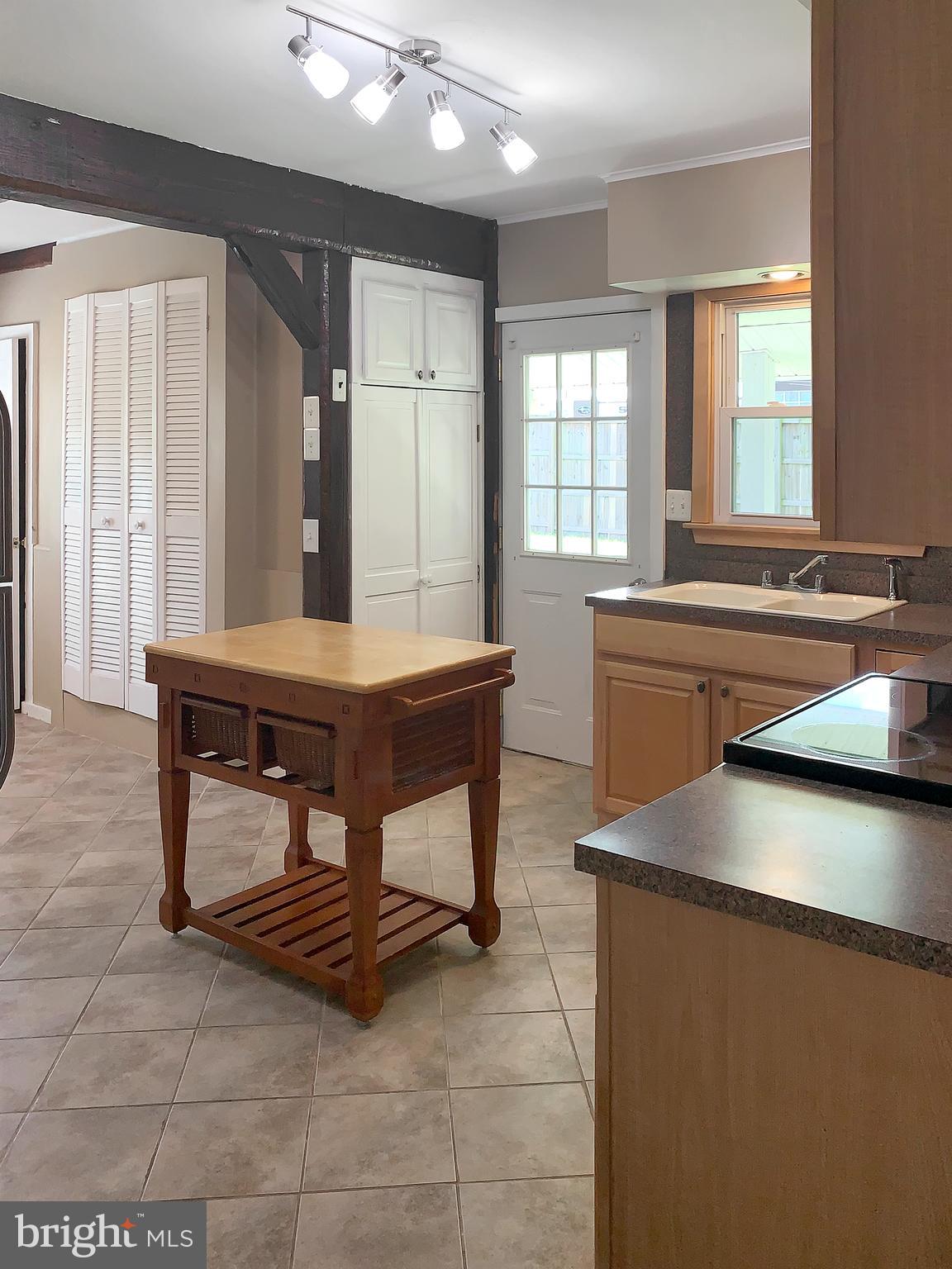 TIMONIUM HEIGHTS - Residential