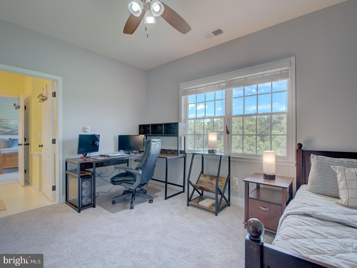 LOUDOUN VALLEY ESTATES 2 - Residential