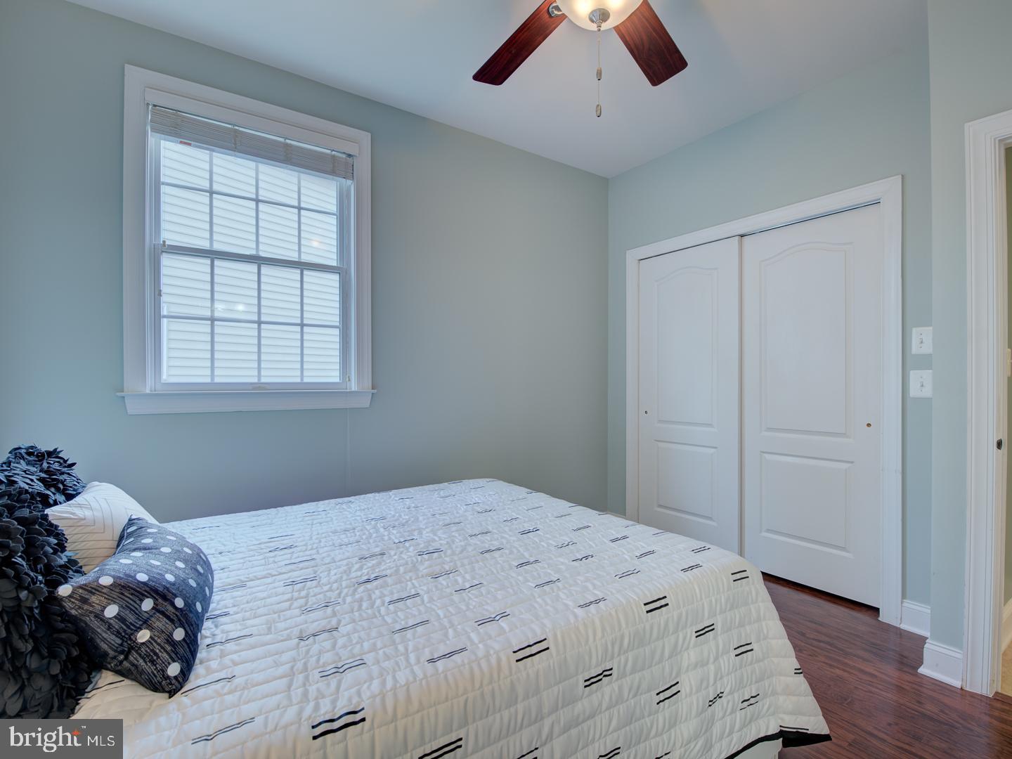 LOUDOUN VALLEY ESTATES 2 - Residential