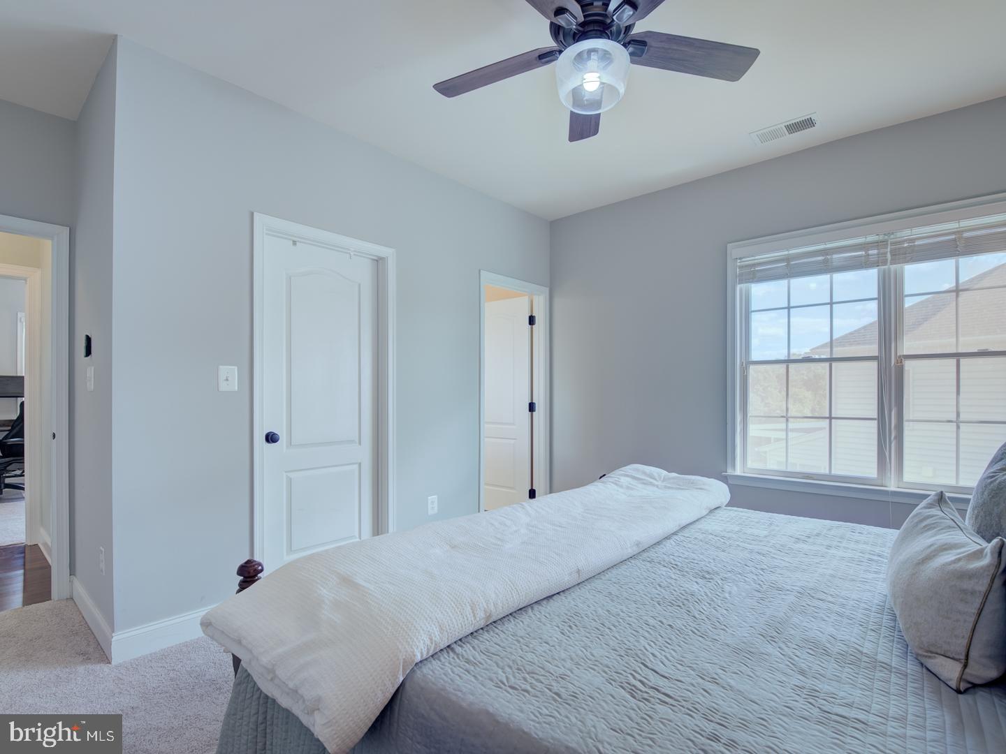 LOUDOUN VALLEY ESTATES 2 - Residential