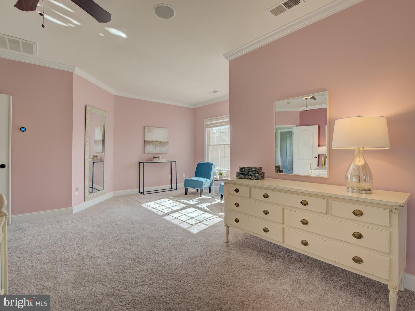 LOUDOUN VALLEY ESTATES 2 - Residential