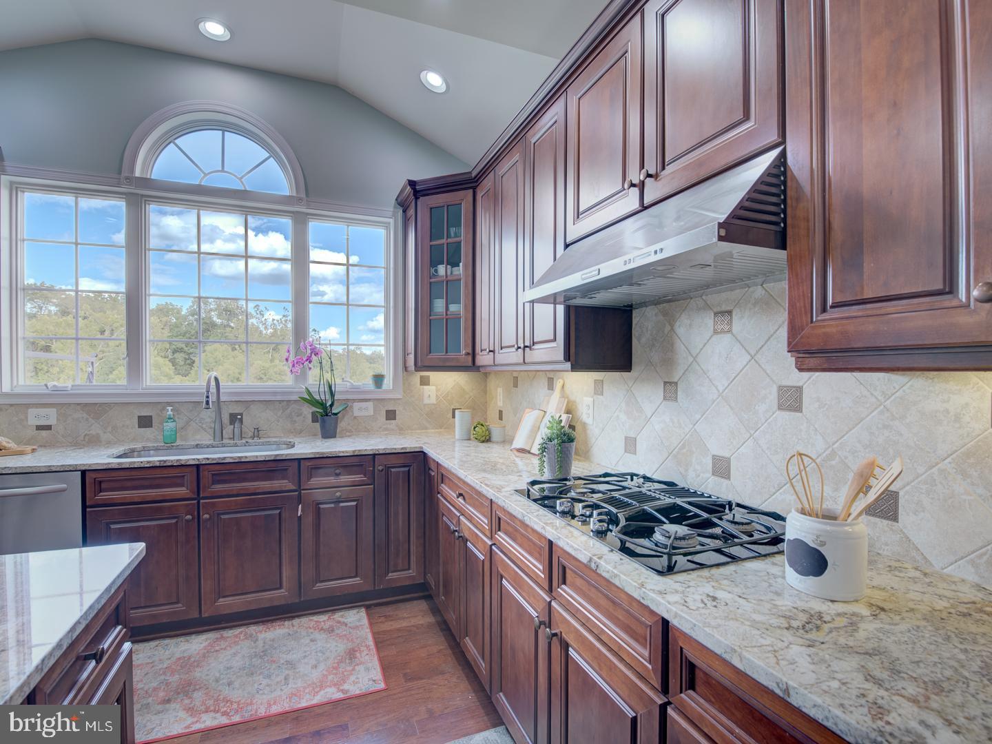 LOUDOUN VALLEY ESTATES 2 - Residential