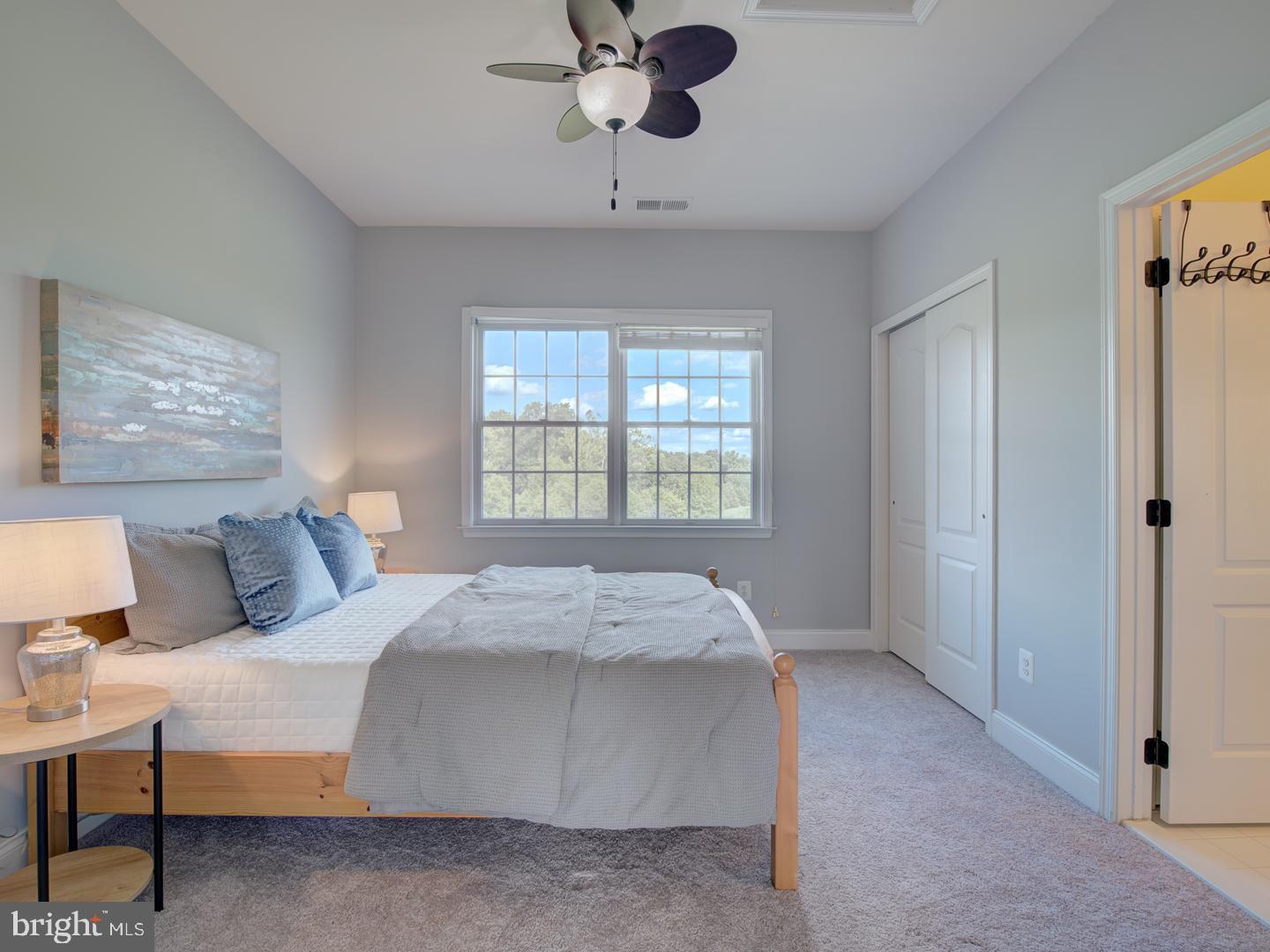 LOUDOUN VALLEY ESTATES 2 - Residential