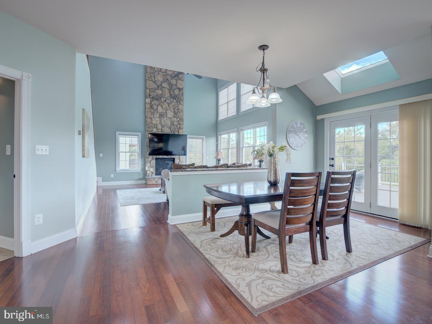 LOUDOUN VALLEY ESTATES 2 - Residential