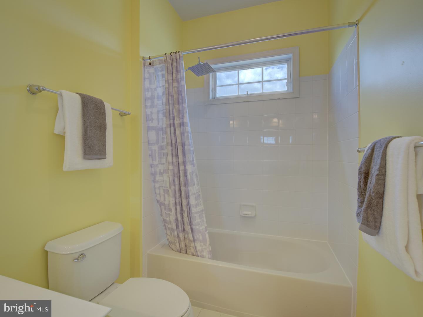 LOUDOUN VALLEY ESTATES 2 - Residential