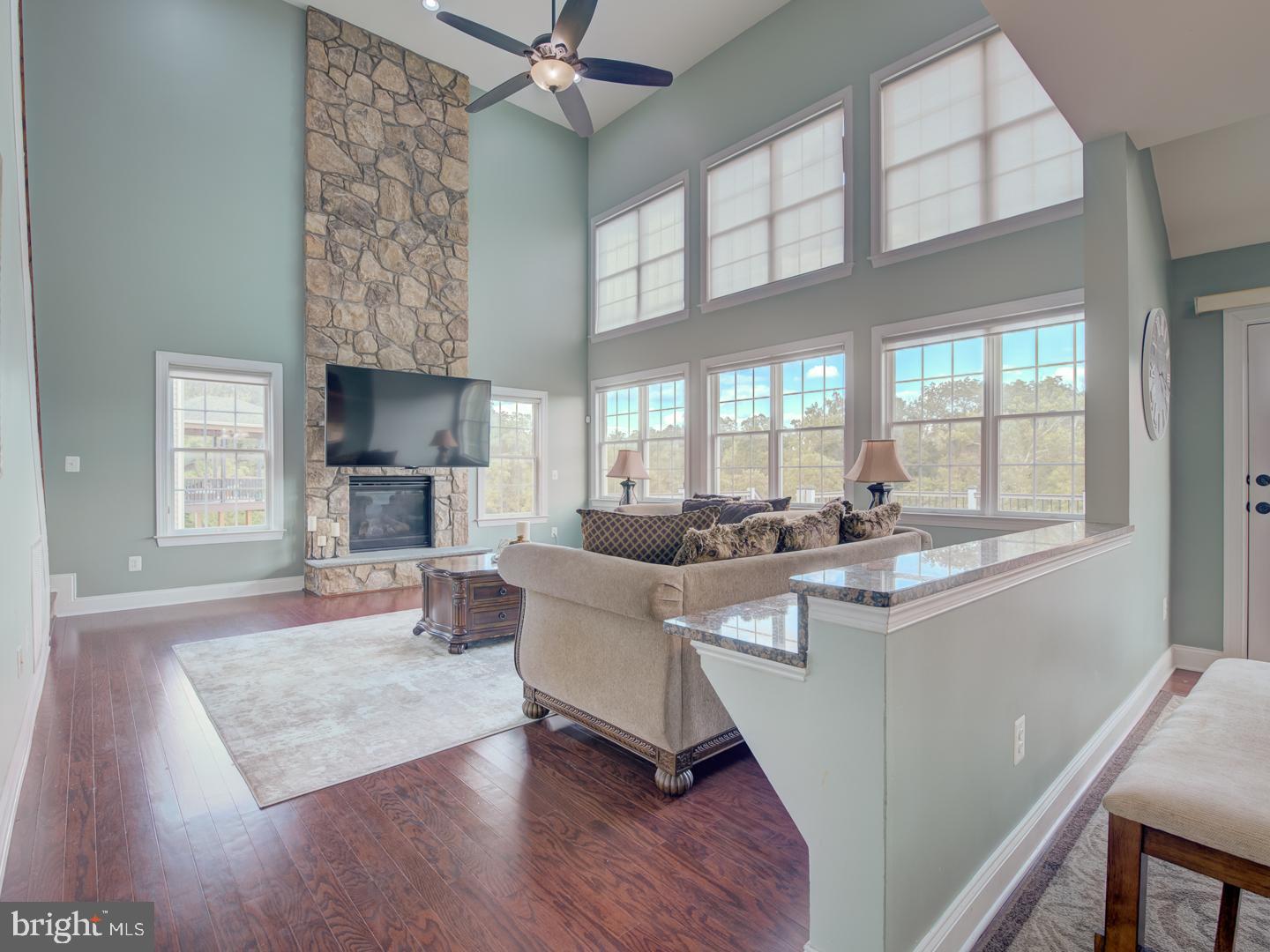 LOUDOUN VALLEY ESTATES 2 - Residential