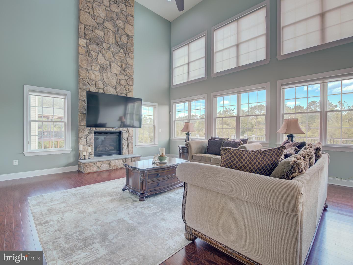 LOUDOUN VALLEY ESTATES 2 - Residential