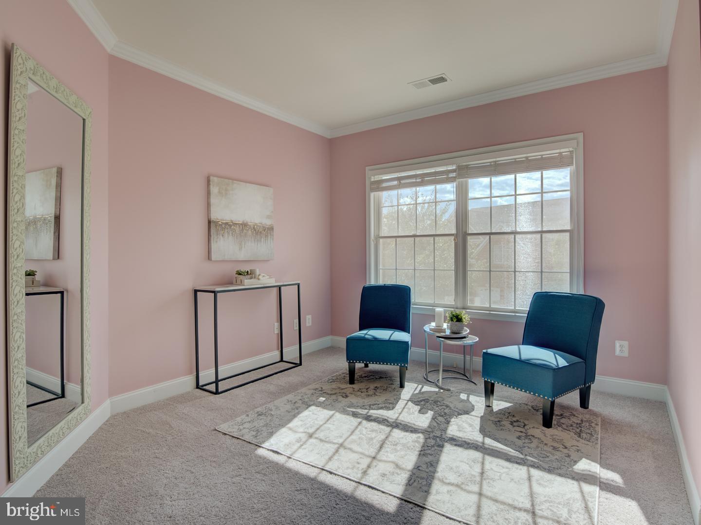 LOUDOUN VALLEY ESTATES 2 - Residential