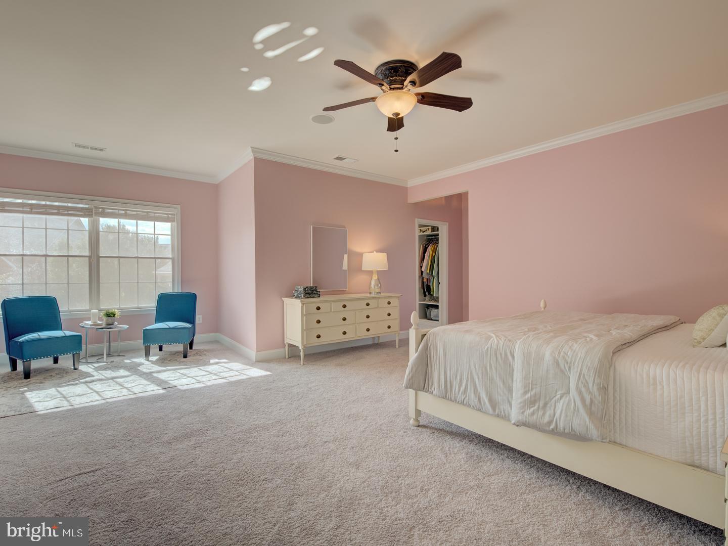 LOUDOUN VALLEY ESTATES 2 - Residential