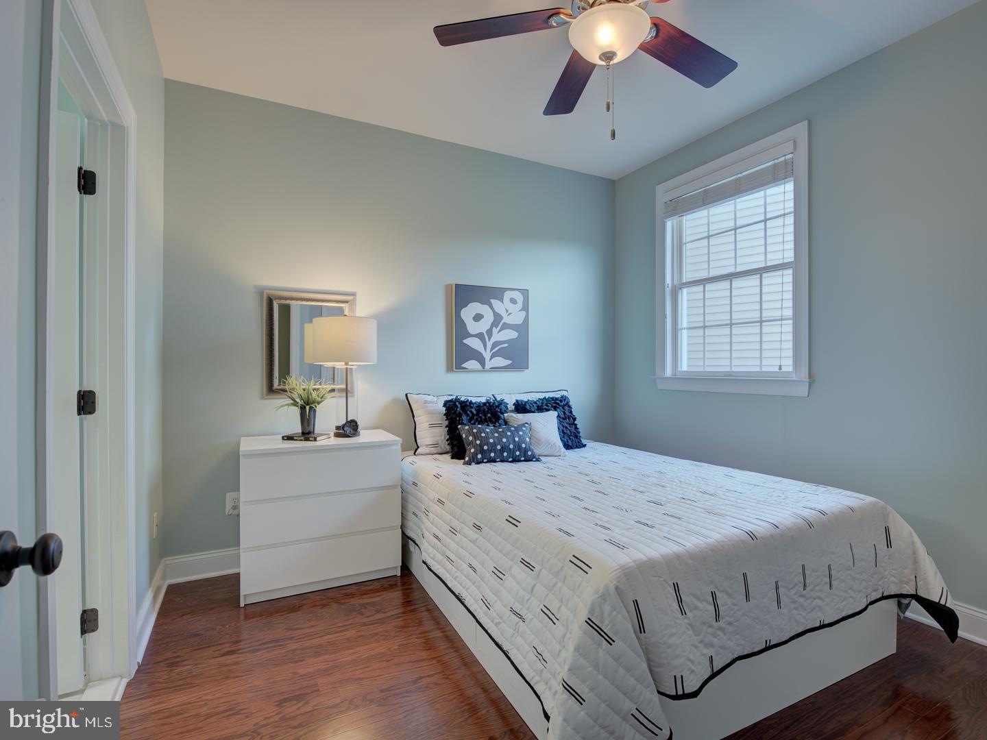 LOUDOUN VALLEY ESTATES 2 - Residential