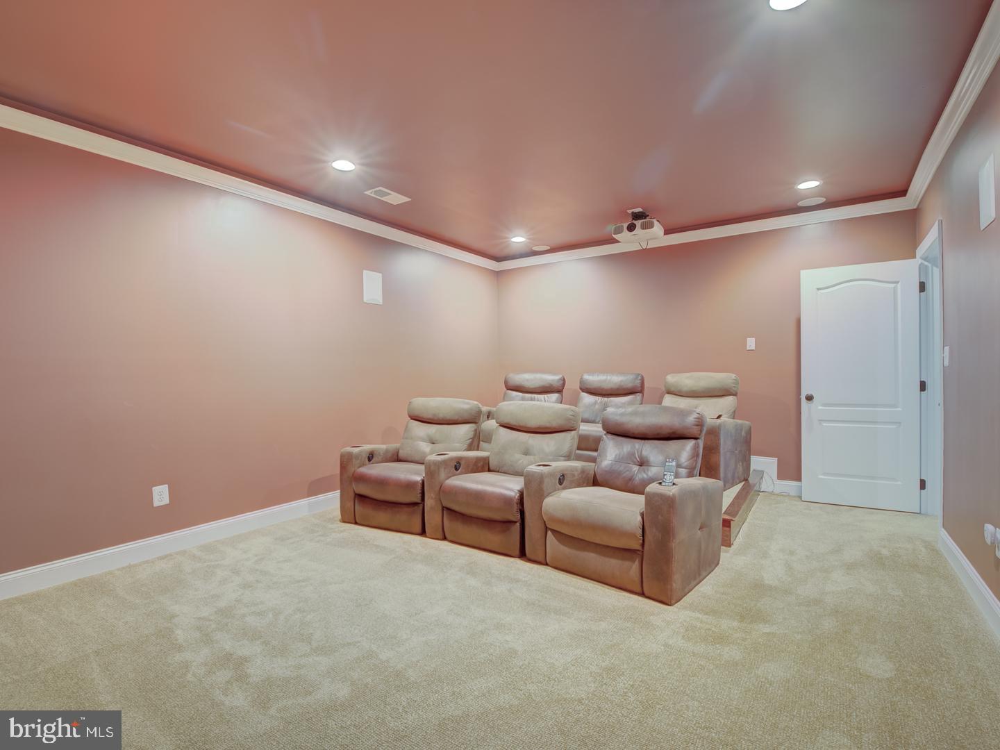 LOUDOUN VALLEY ESTATES 2 - Residential