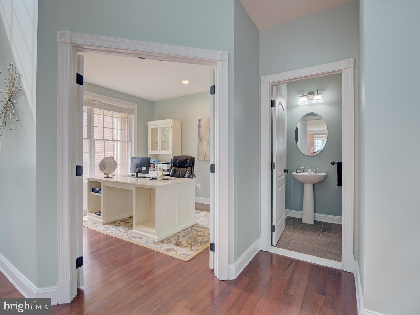 LOUDOUN VALLEY ESTATES 2 - Residential