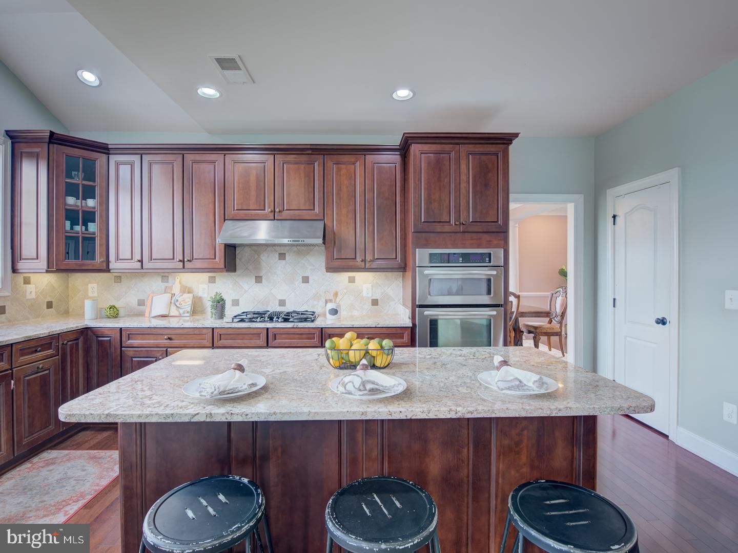 LOUDOUN VALLEY ESTATES 2 - Residential