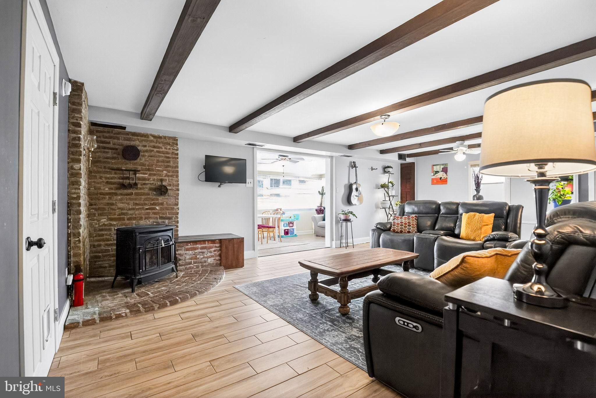 GLENSIDE - Residential