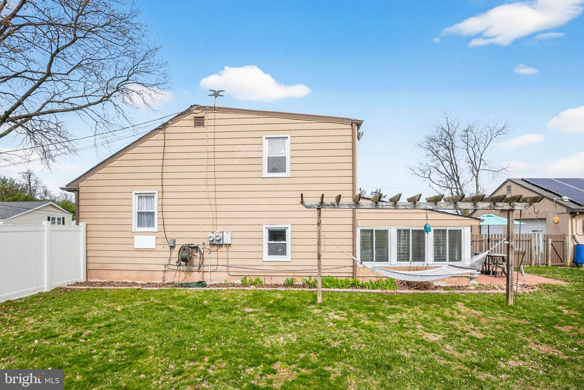 GLENSIDE - Residential