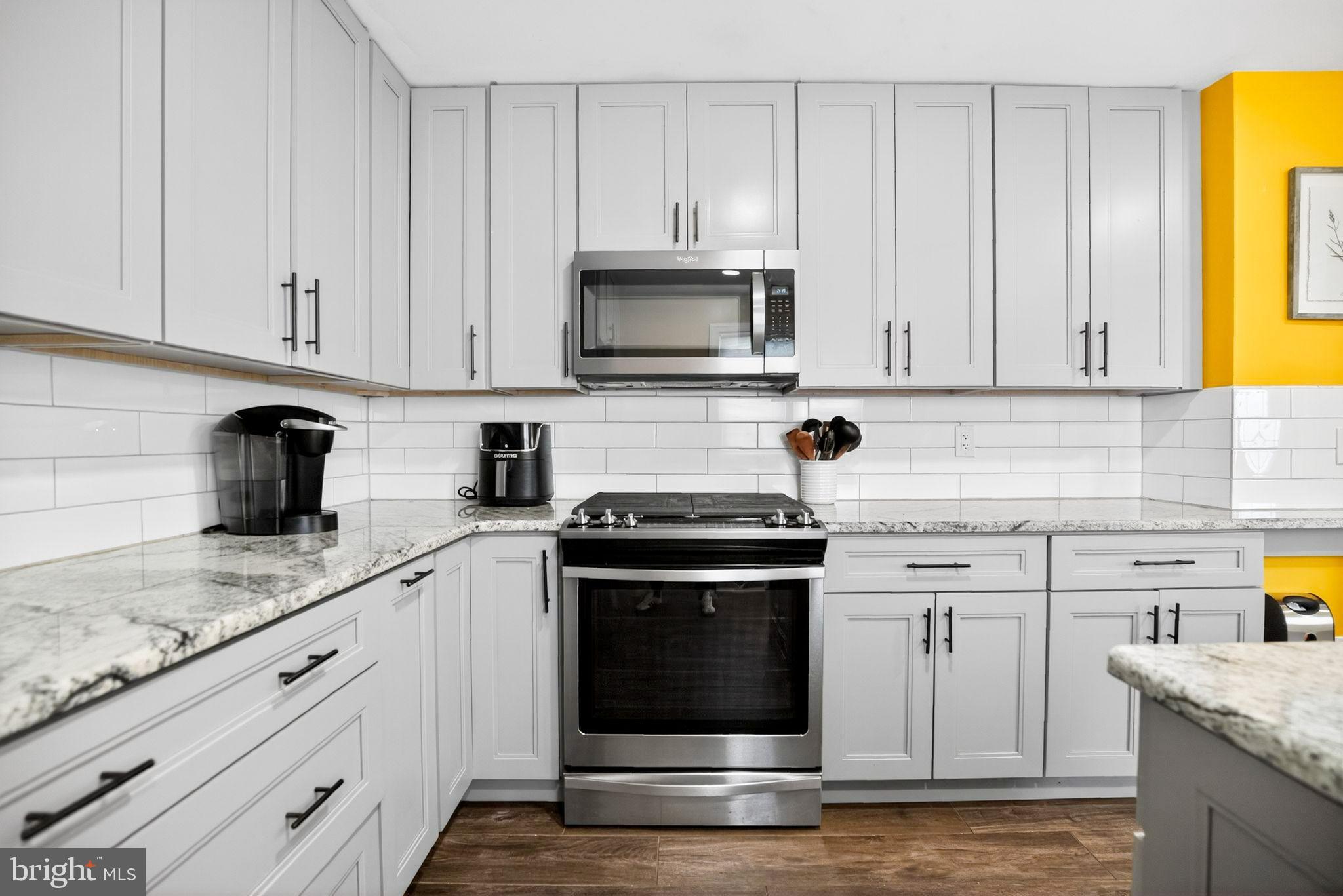 GLENSIDE - Residential