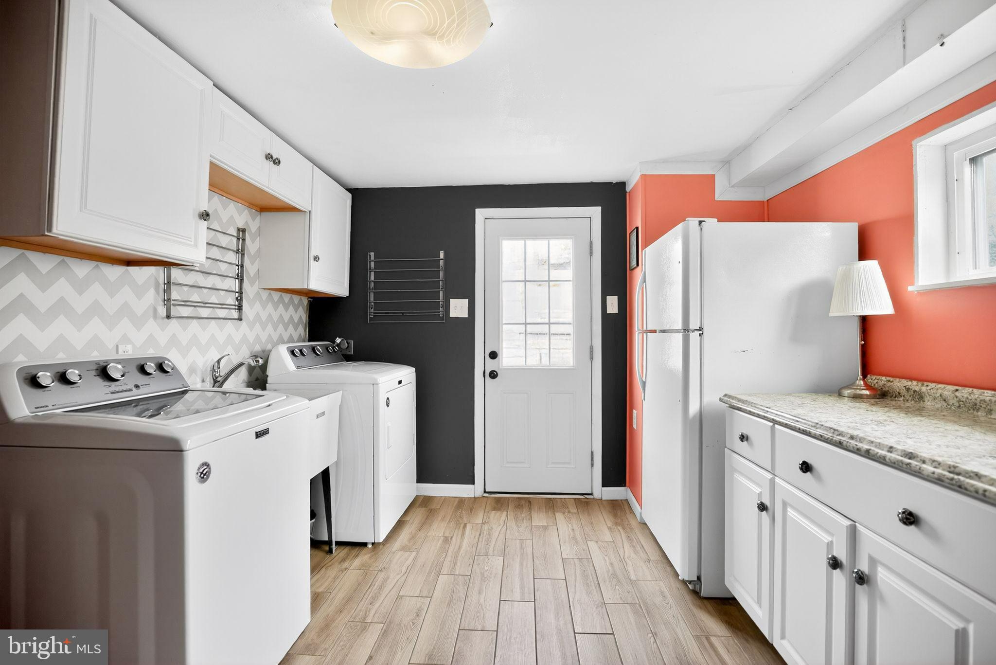 GLENSIDE - Residential