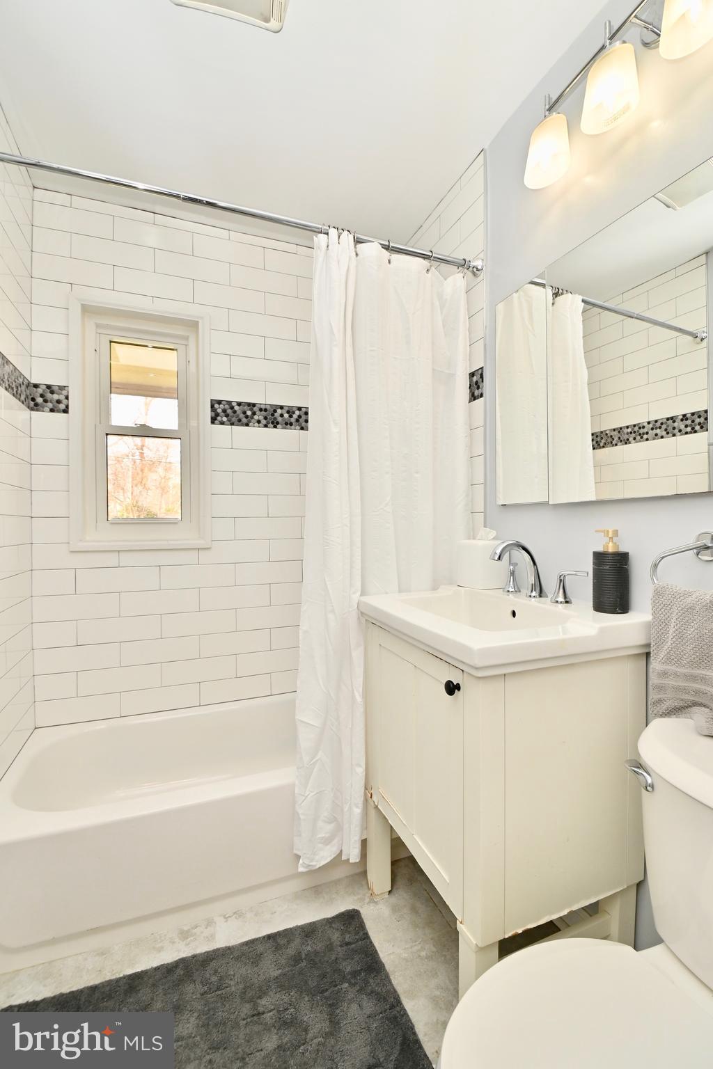 NORTH SPRINGFIELD - Residential