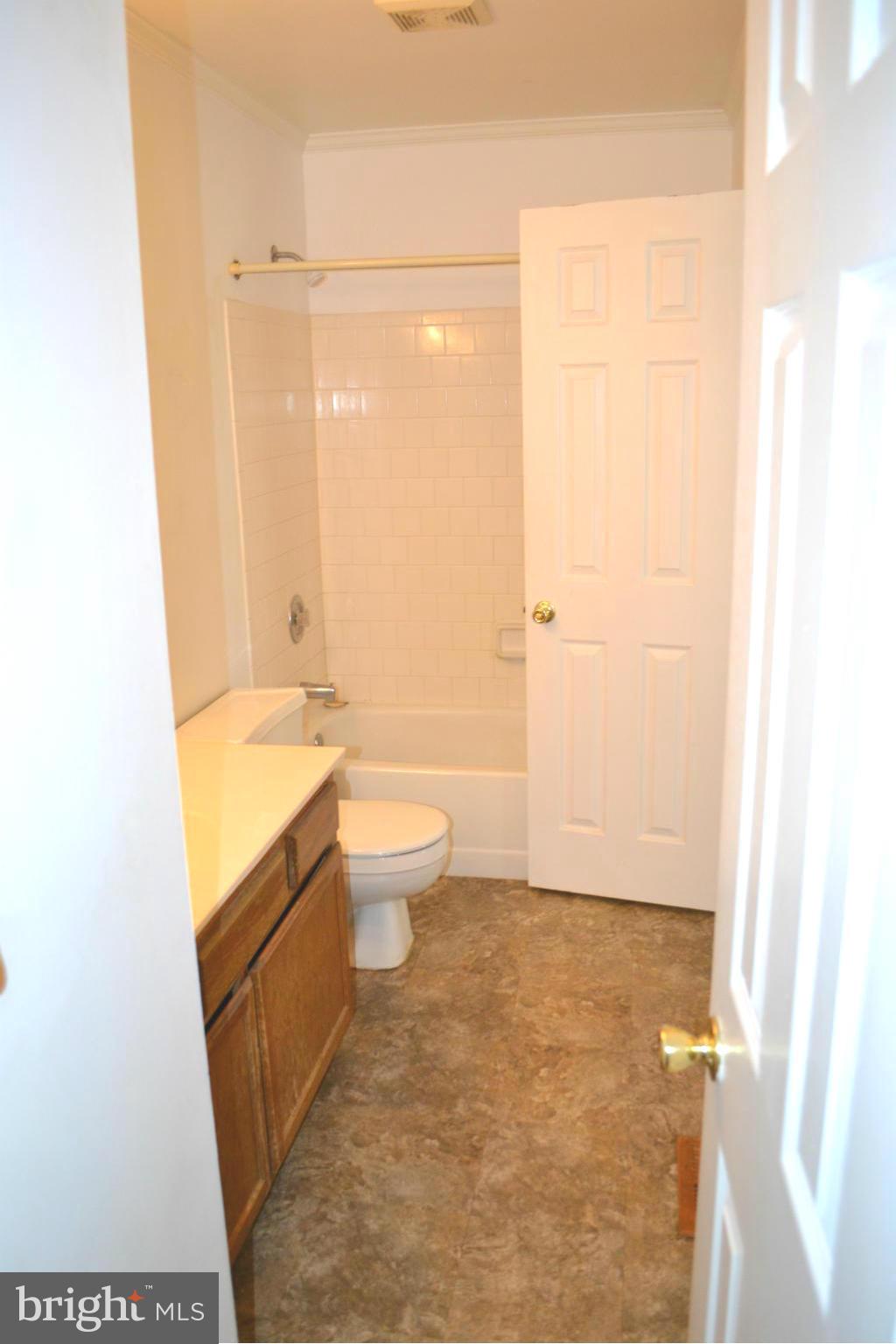 ASPEN PARK - Residential Lease