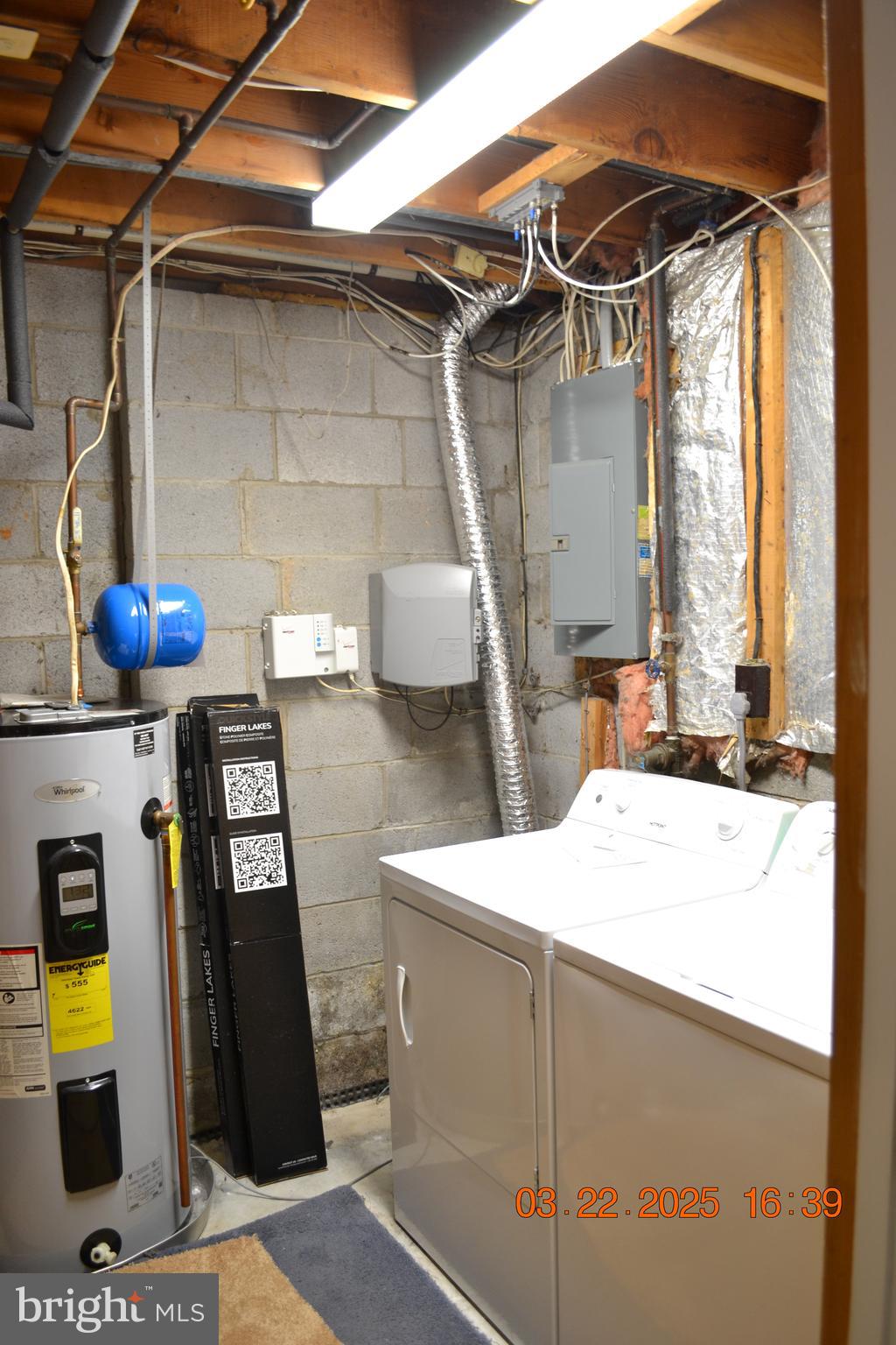 ASPEN PARK - Residential Lease