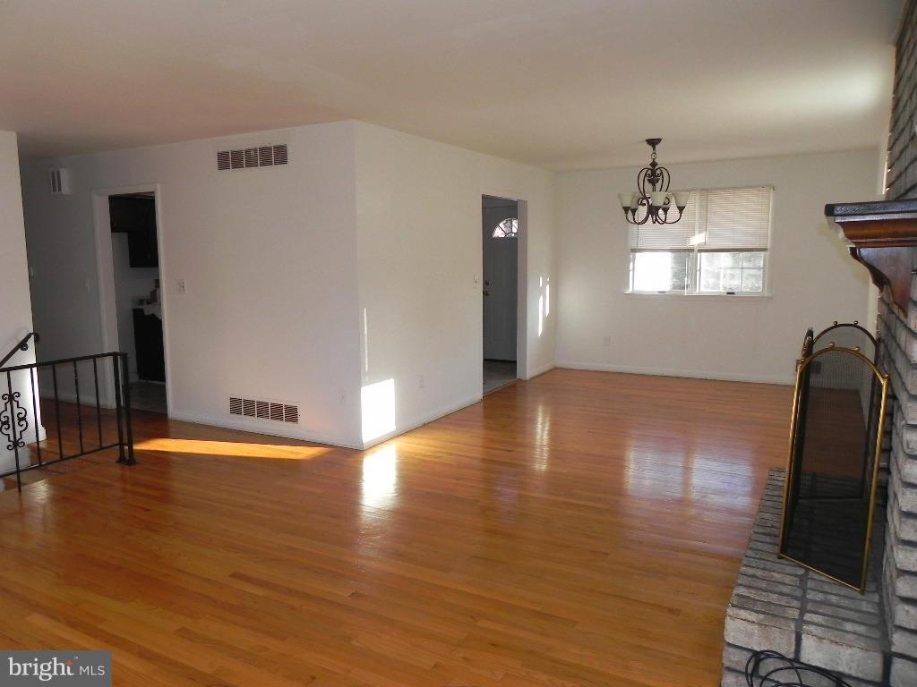 ROSEDALE - Residential