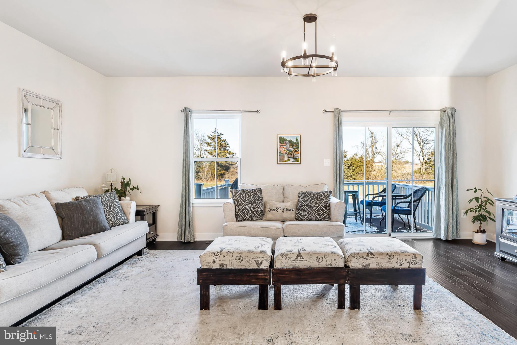 LAKE FREDERICK - Residential Lease