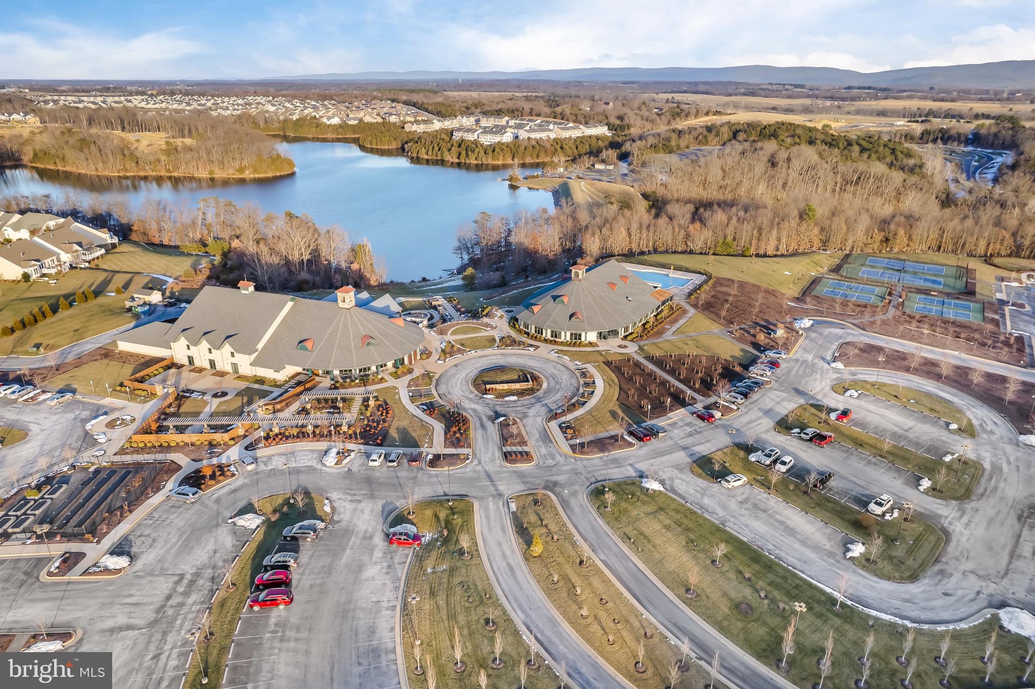 LAKE FREDERICK - Residential Lease