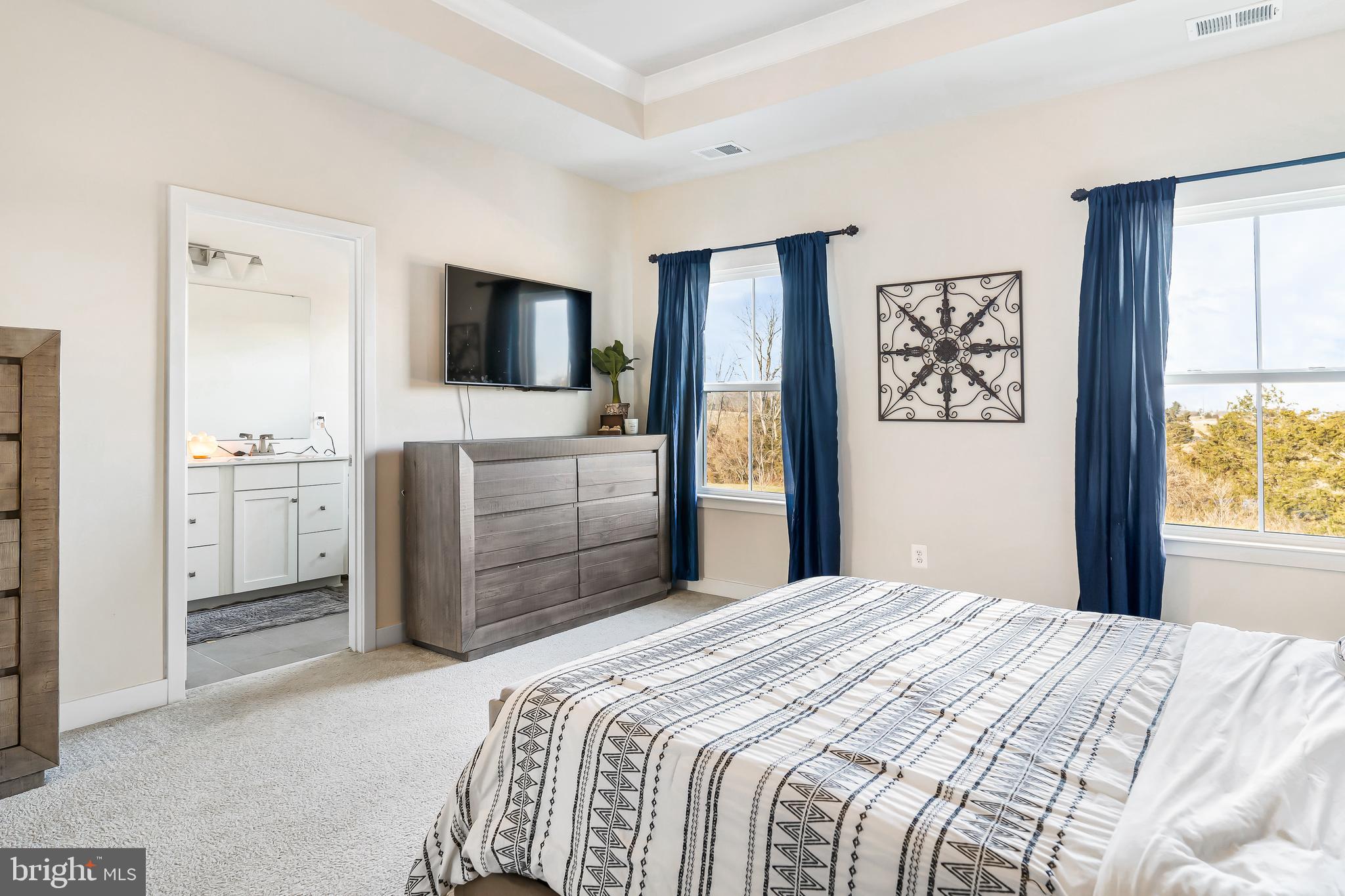 LAKE FREDERICK - Residential Lease