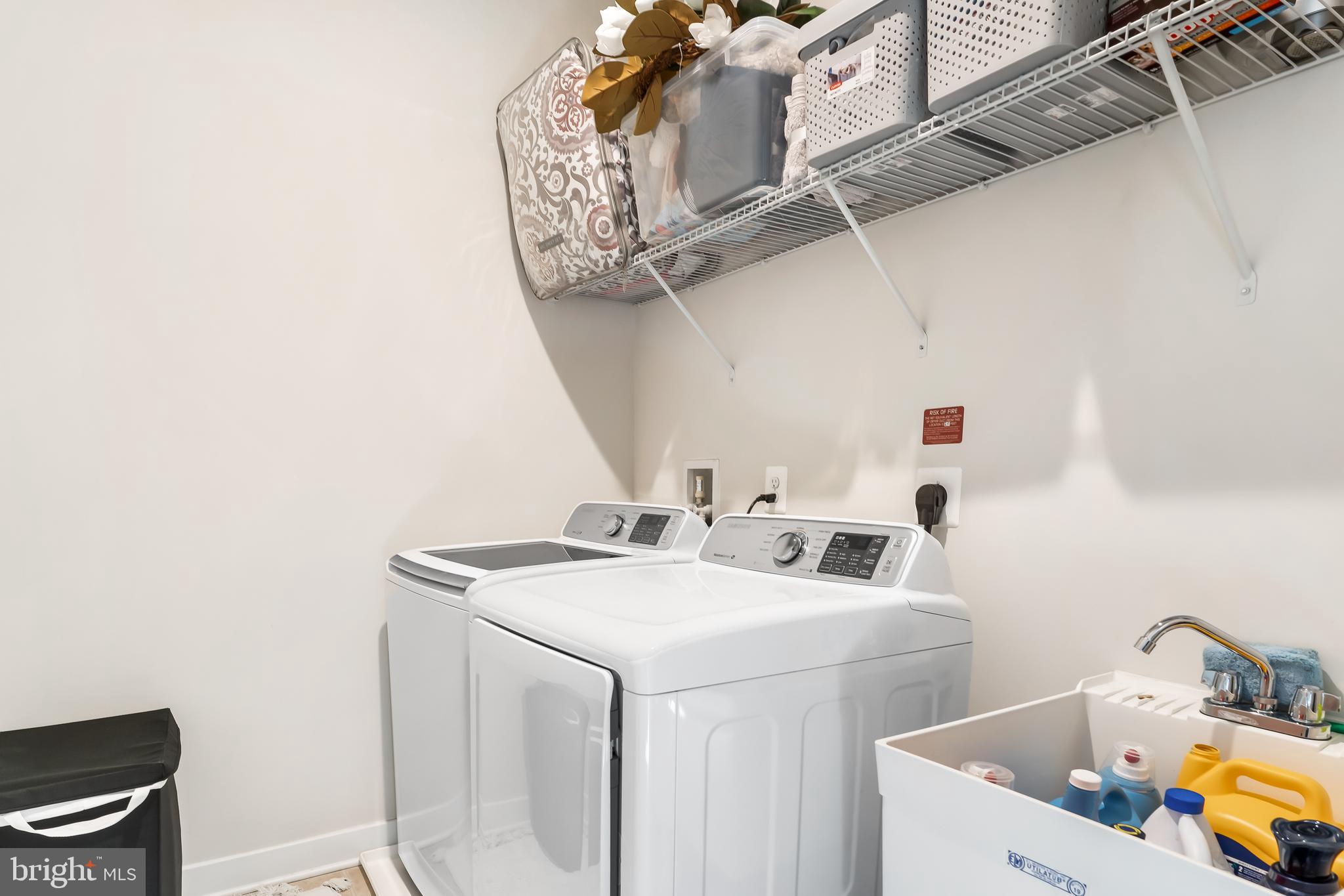 LAKE FREDERICK - Residential Lease