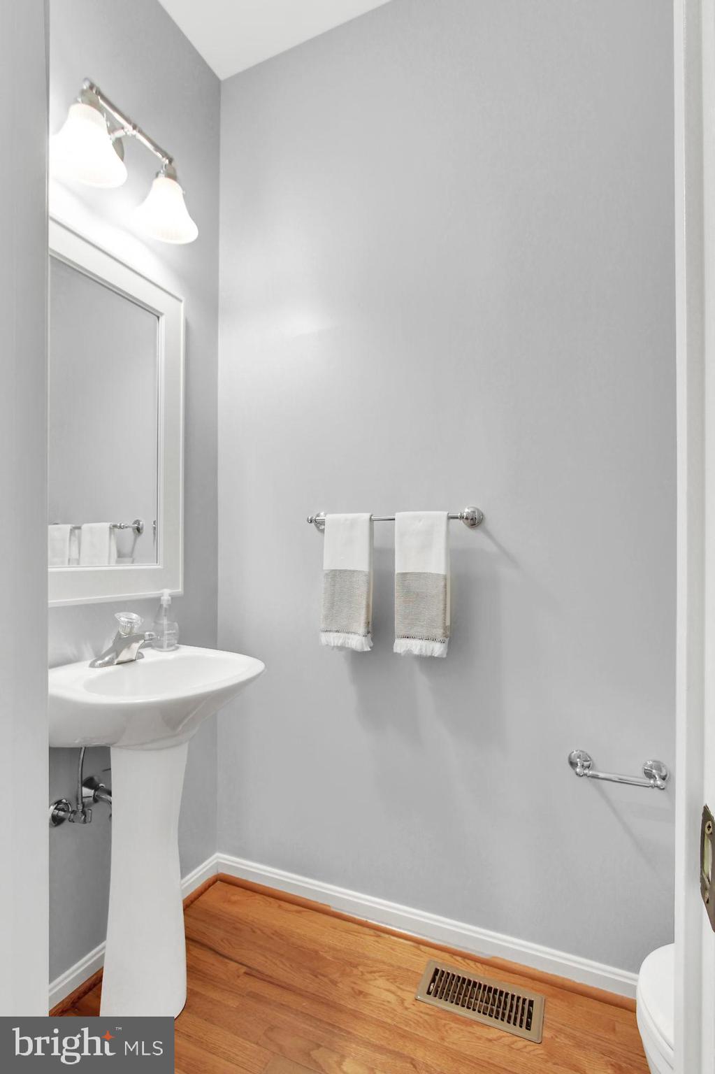 LOGANS RESERVE - Residential