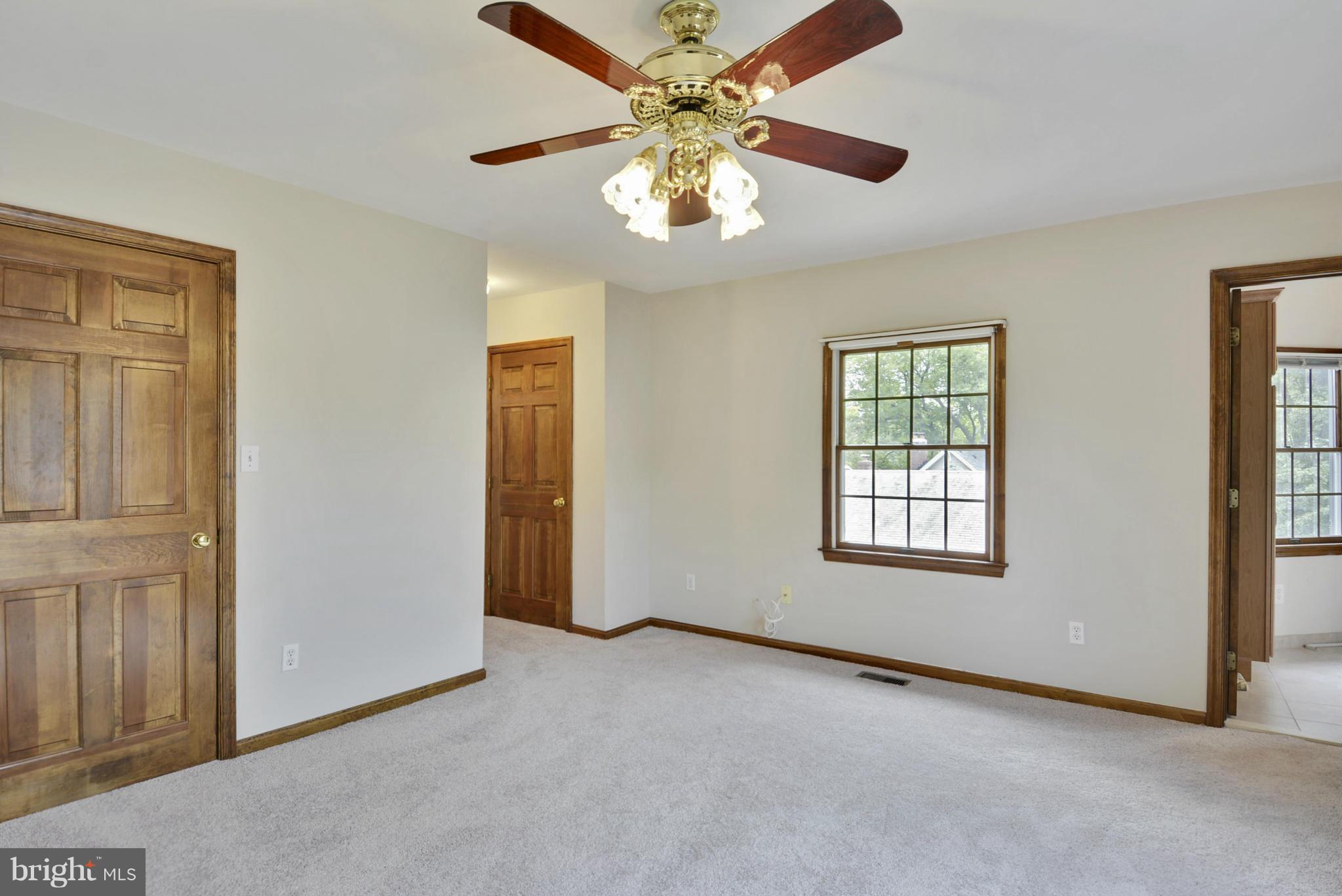 GLENCARLYN - Residential