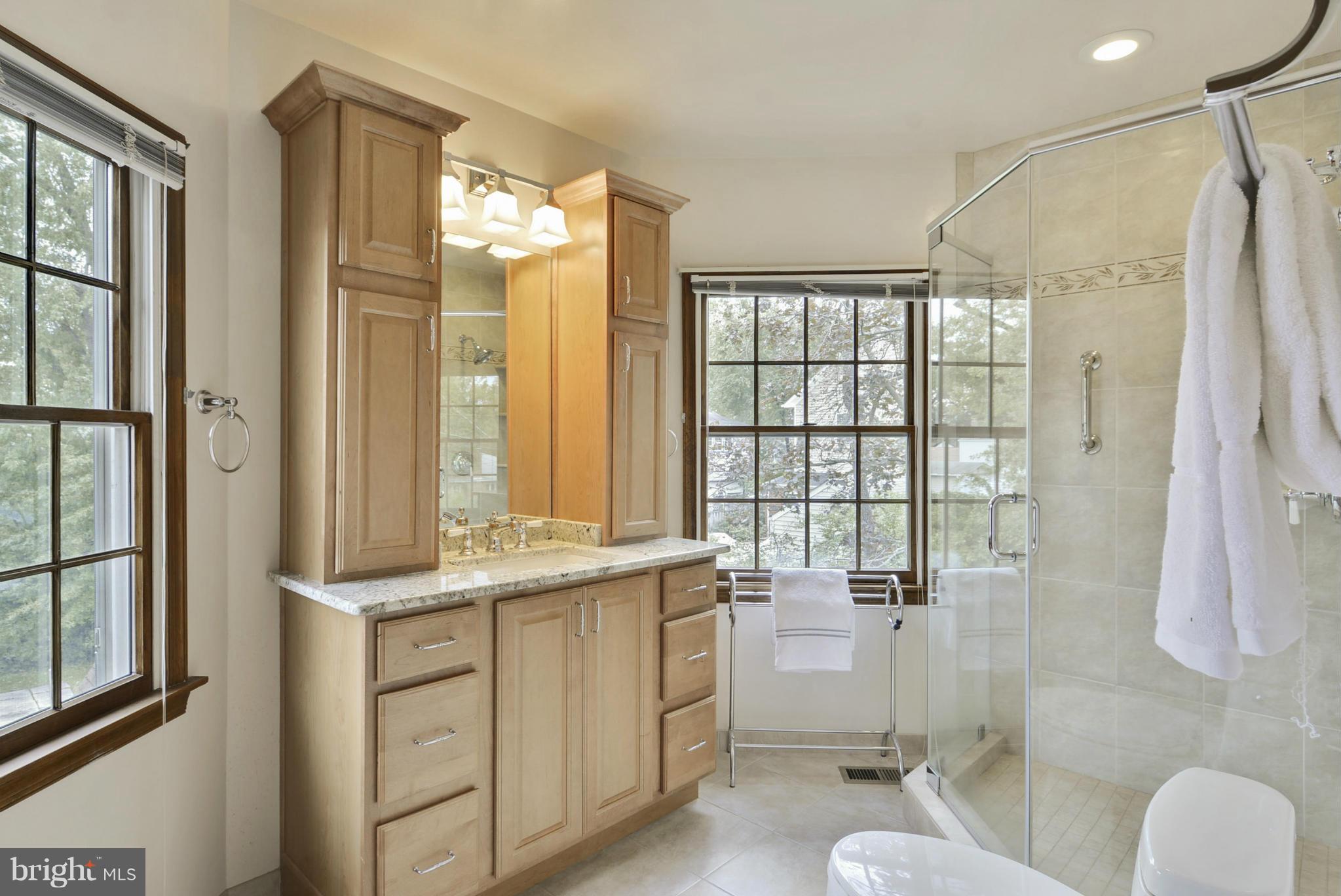 GLENCARLYN - Residential