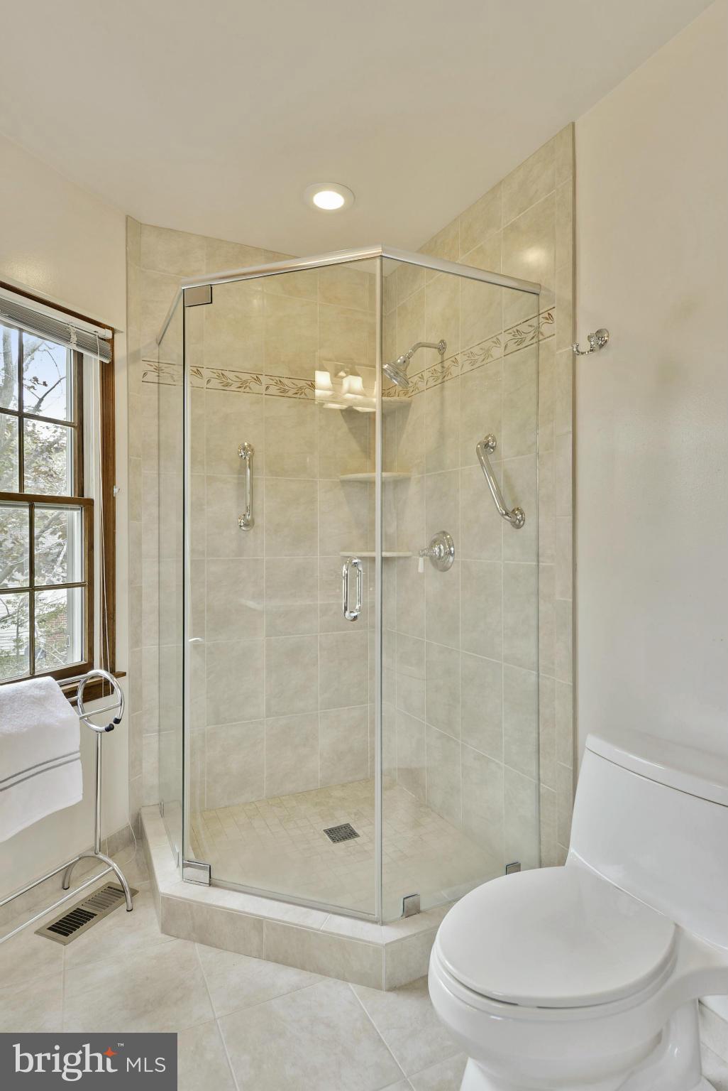 GLENCARLYN - Residential