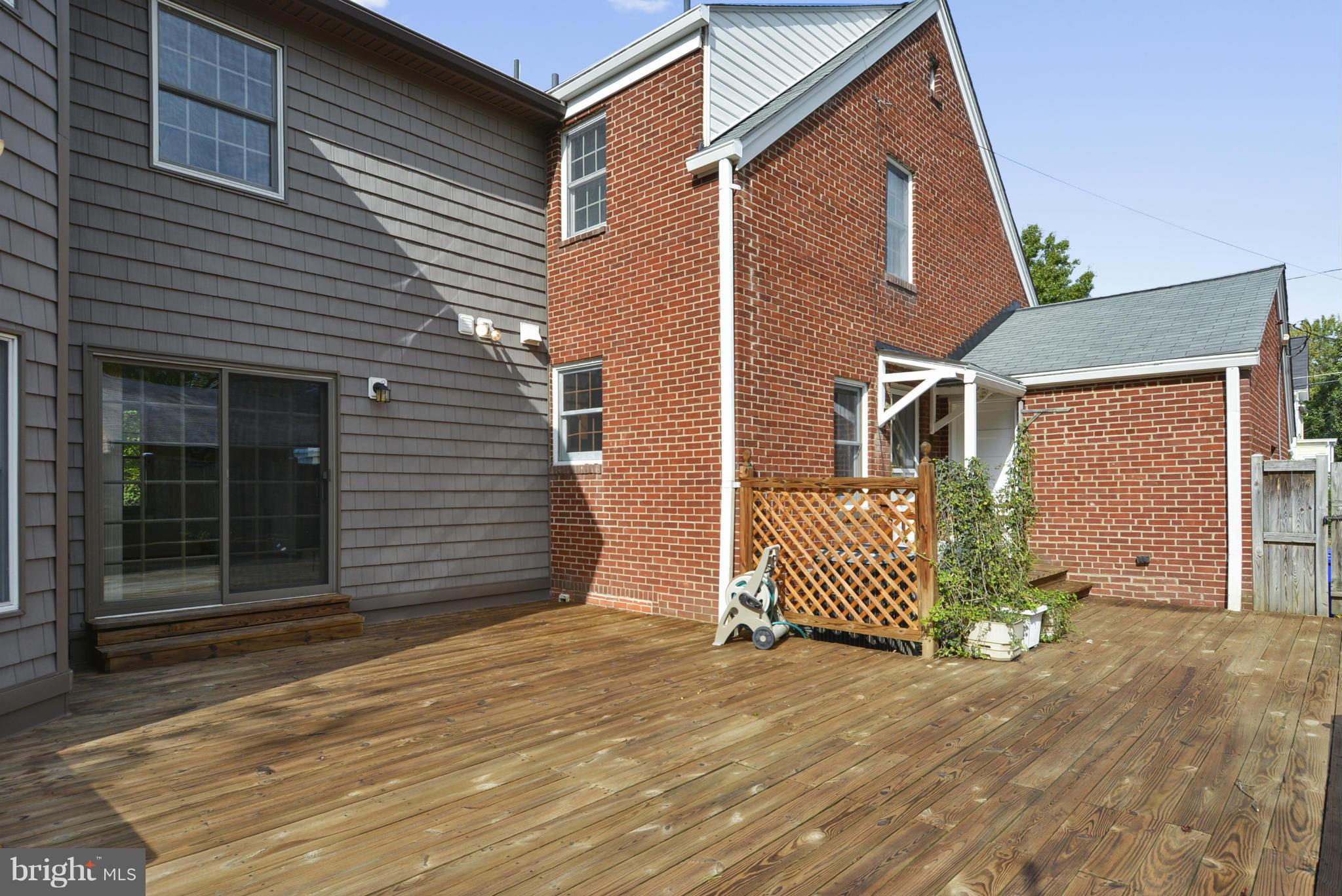 GLENCARLYN - Residential