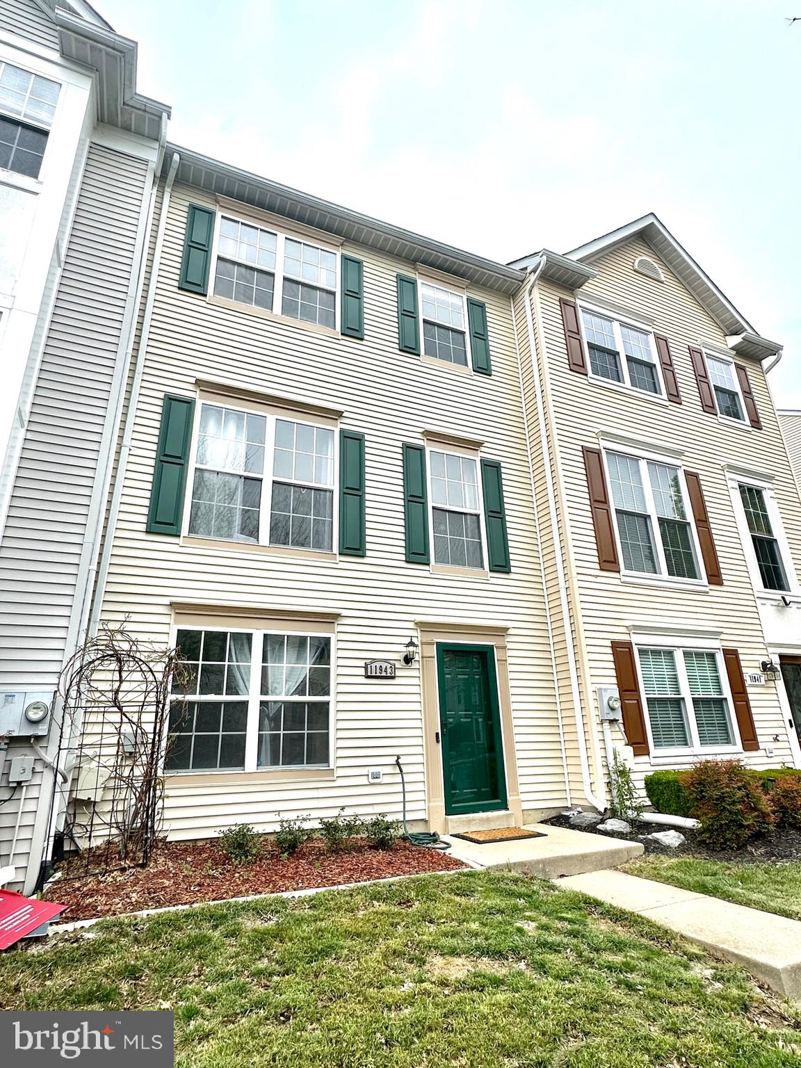 WOODS AT DEER CREEK - Residential