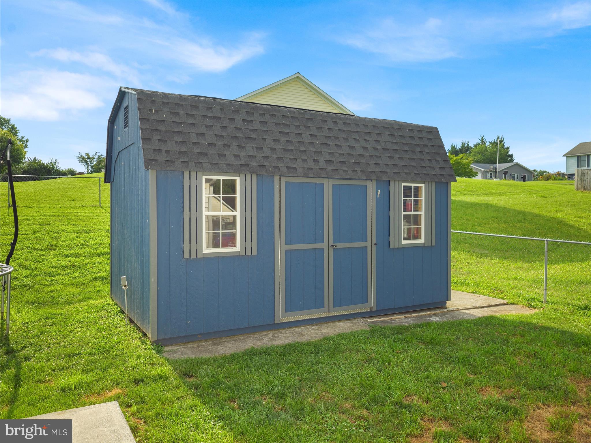 RIDGEFIELD - Residential