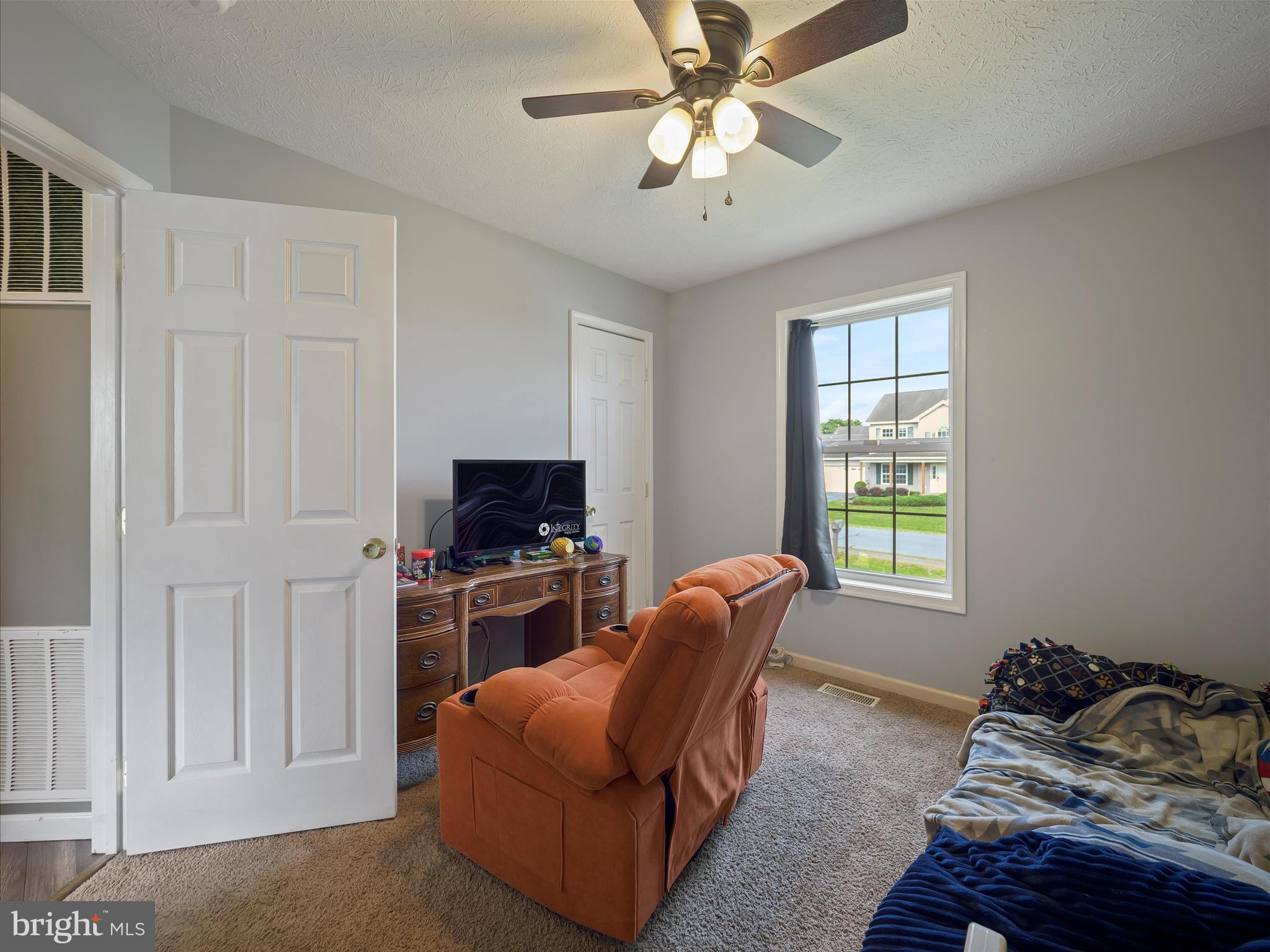 RIDGEFIELD - Residential