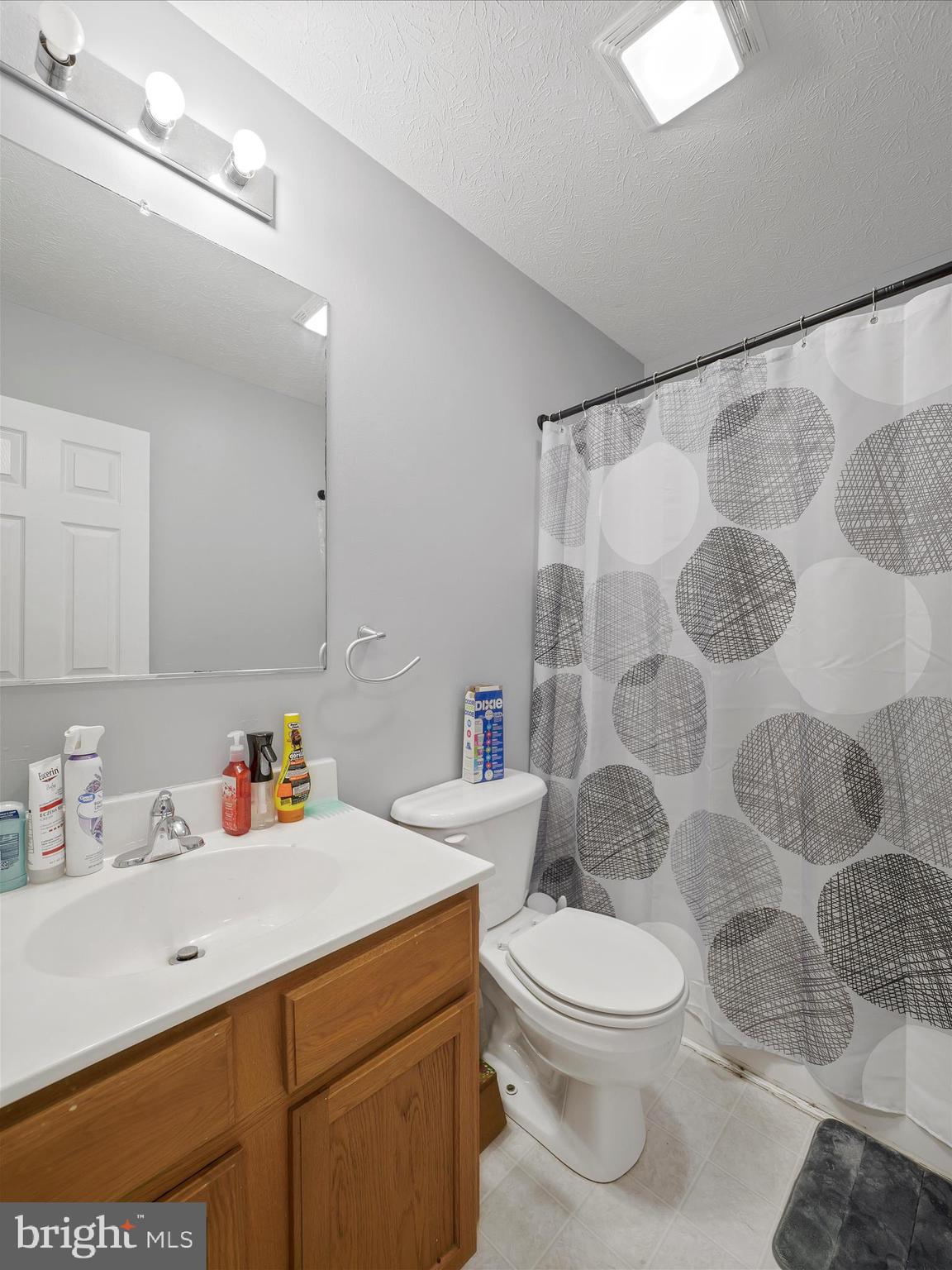 RIDGEFIELD - Residential