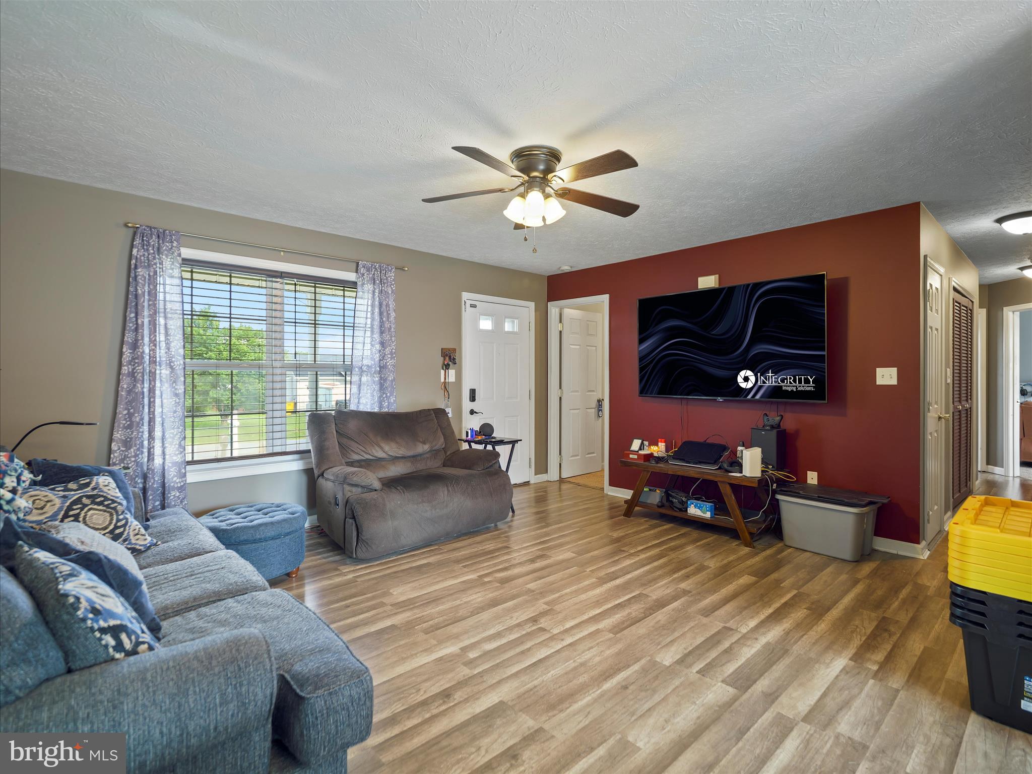 RIDGEFIELD - Residential